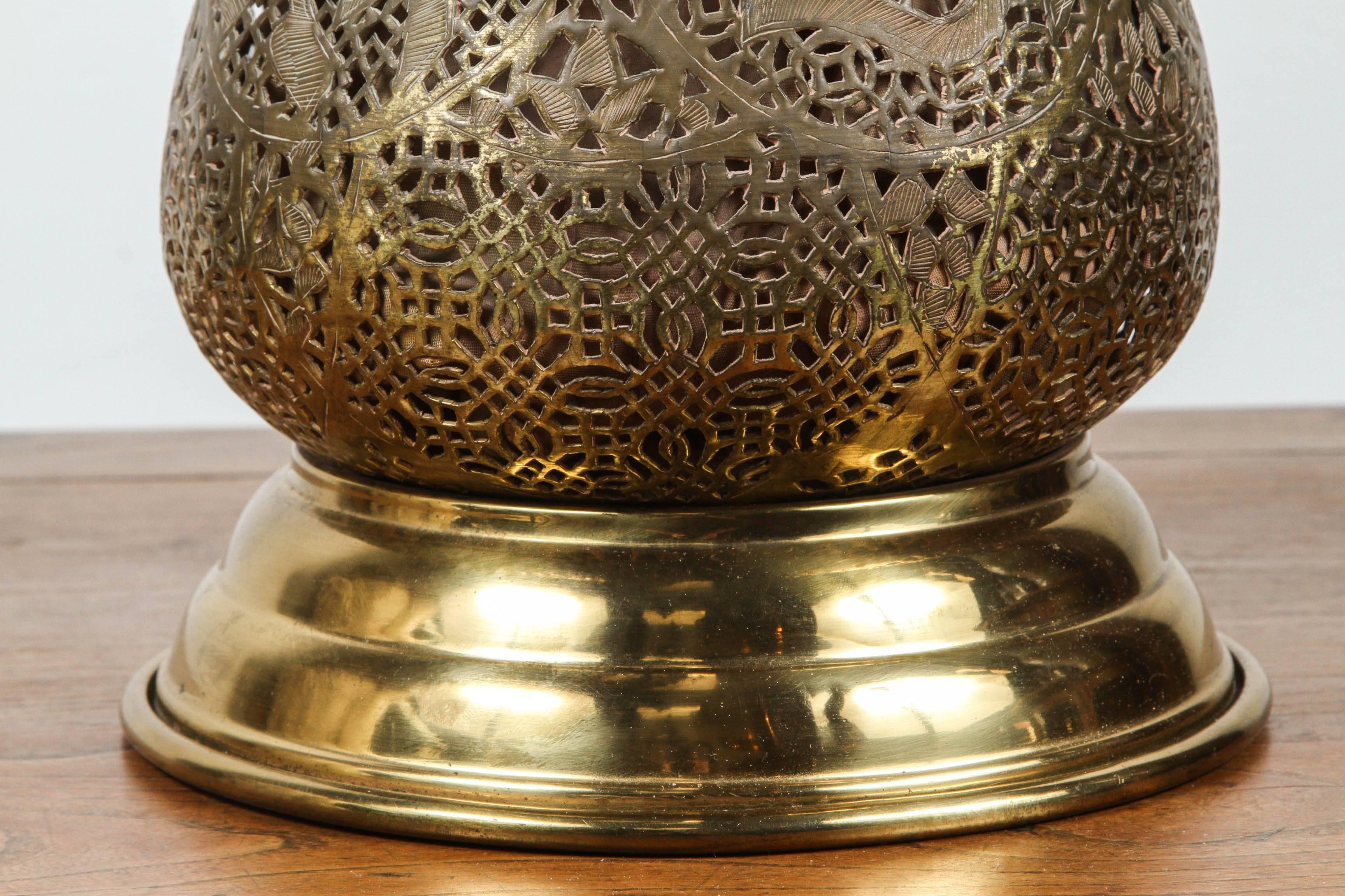 Moorish Revival Brass Syrian Table Lamp 2