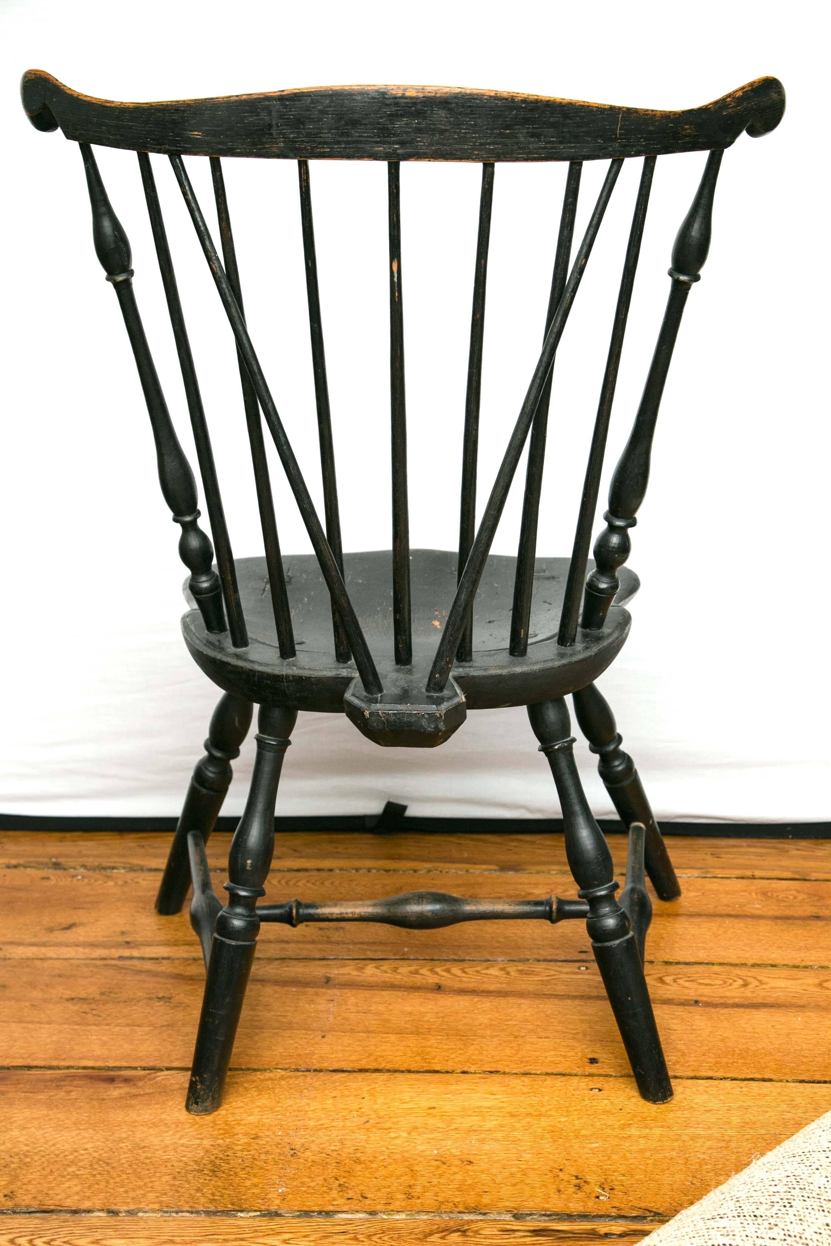 19th Century Pennsylvania Fan-Back Brace-Back Windsor Side Chair 1