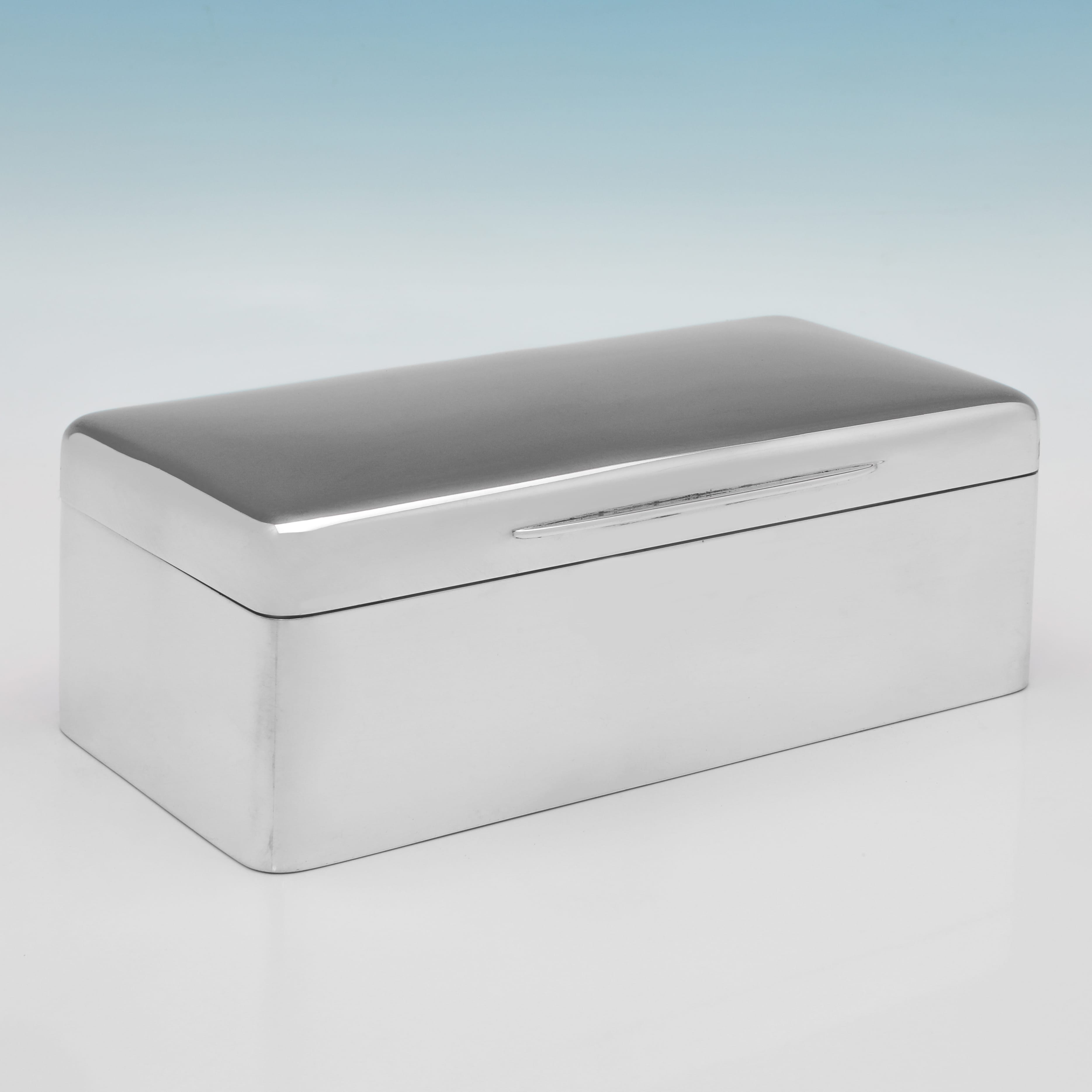 Victorian antique sterling silver string box made in London in 1900 For ...