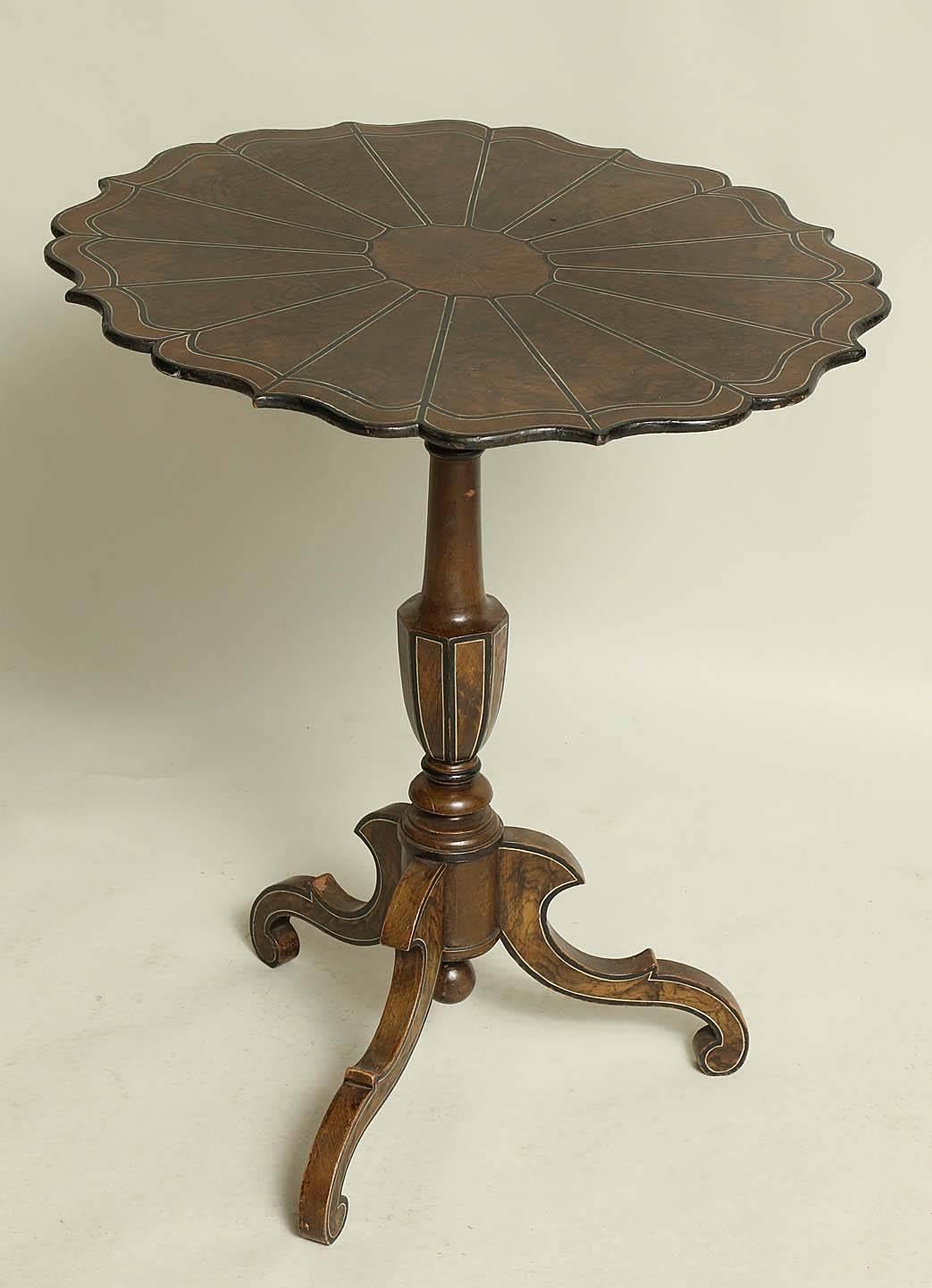 Swedish Faux Painted Scalloped Tilt-Top Table 2