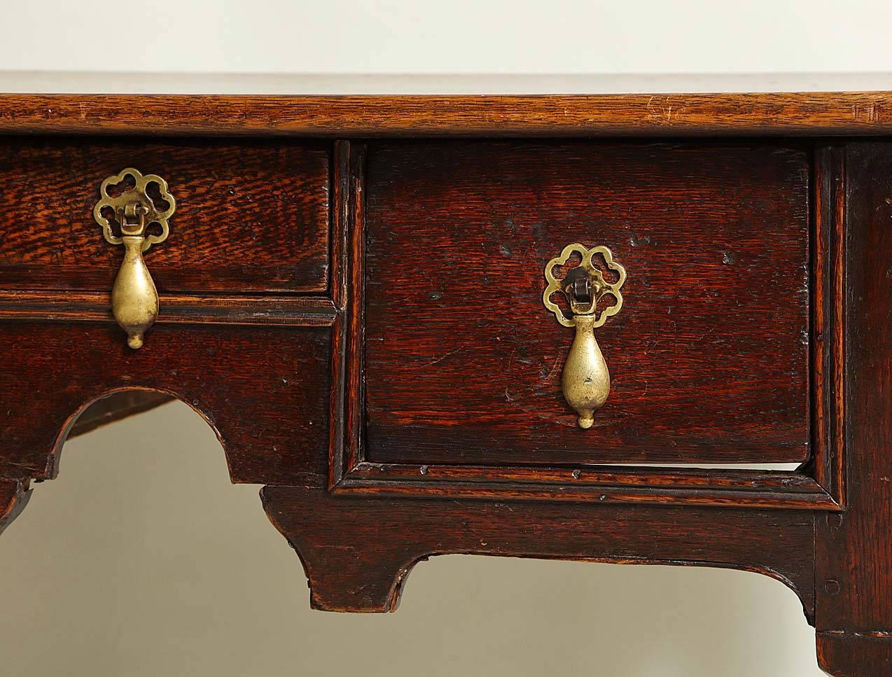 18th Century and Earlier 18th Century English Macclesfield Side Table/Lowboy