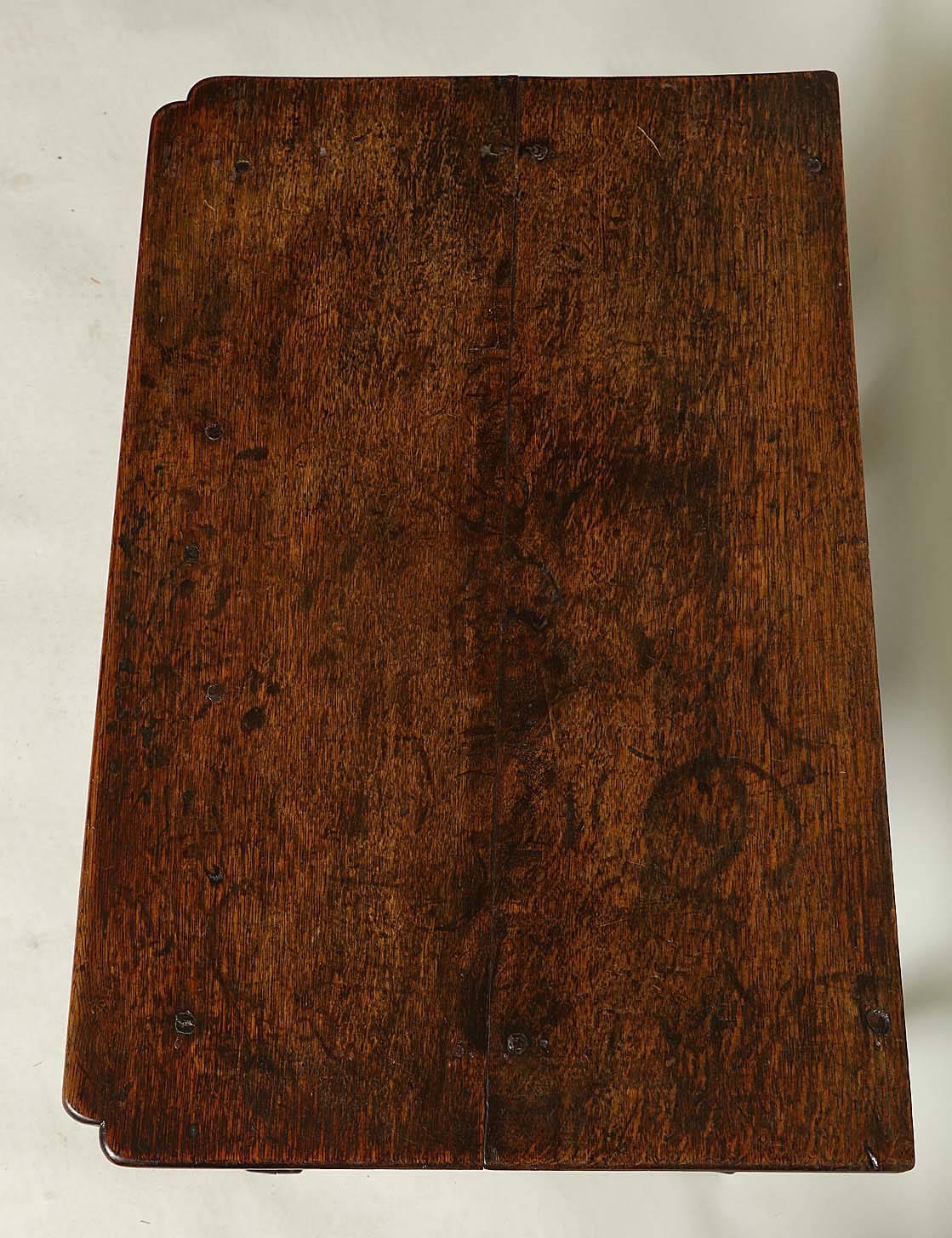 Oak 18th Century English Macclesfield Side Table/Lowboy
