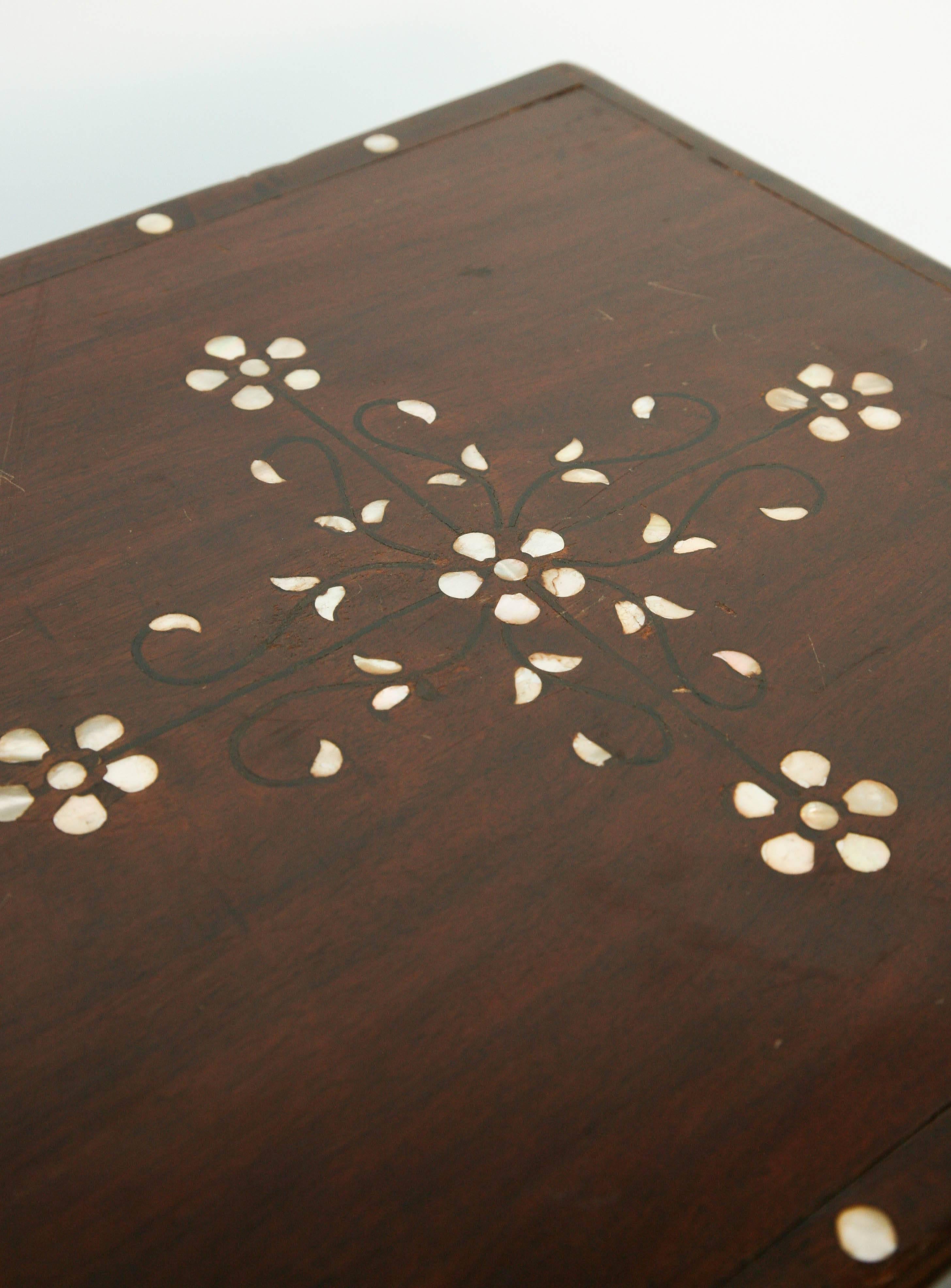 Superb Cantonese Altar Table In Good Condition In West Palm Beach, FL