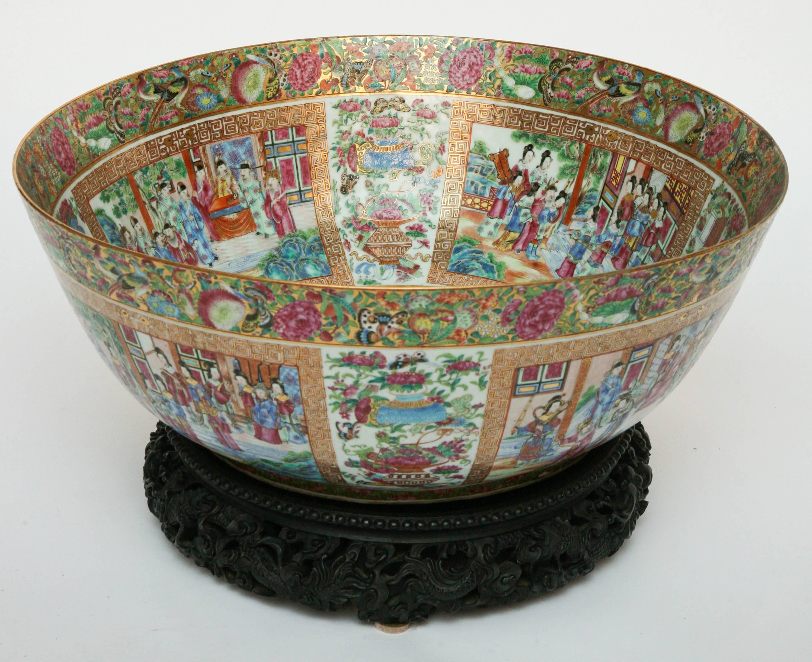 This is a rare and exceptional bowl with fine pen work and unusual turquoise accents. The figures are finely detailed. The 4