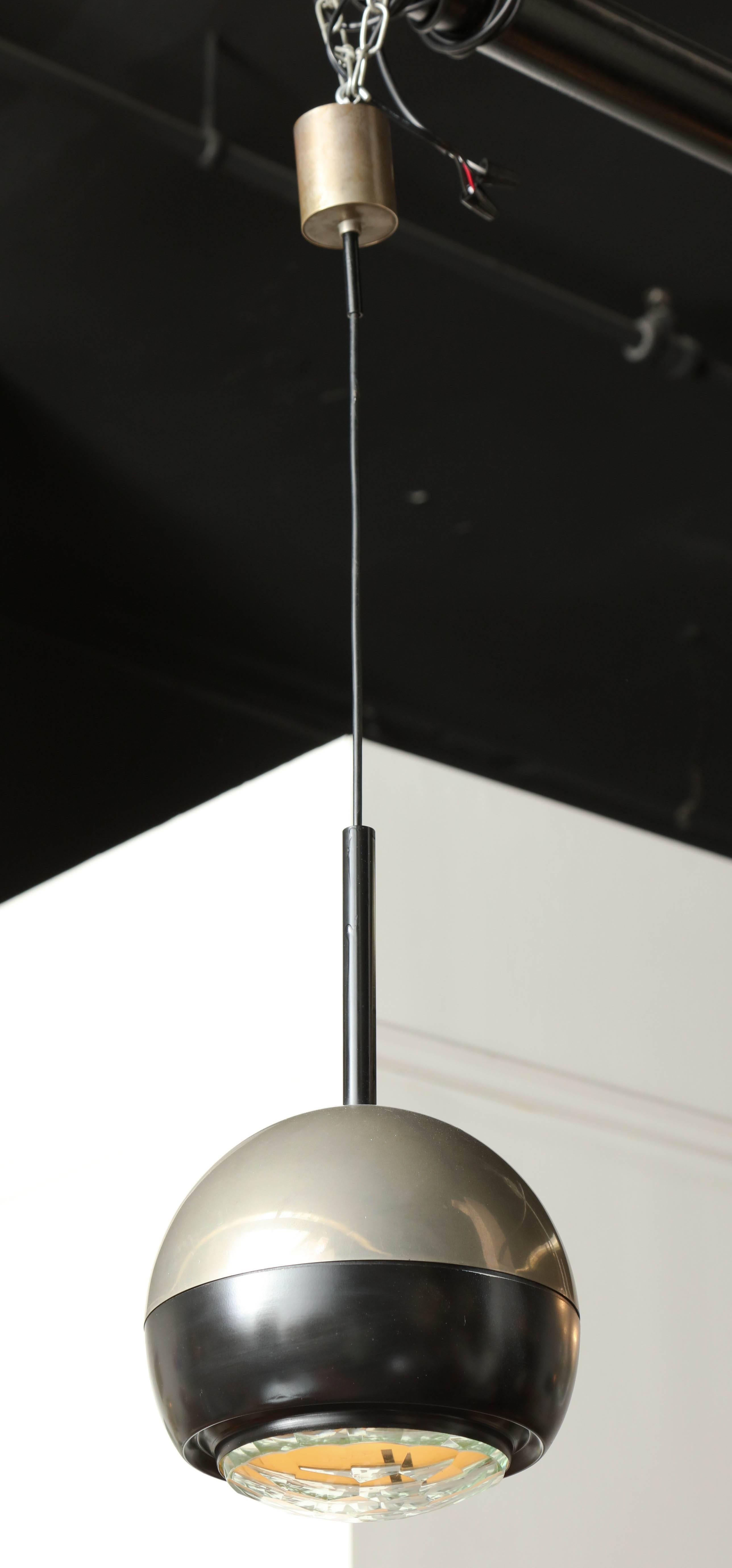 Stilnovo pendent light made in Italy 1960 For Sale 2