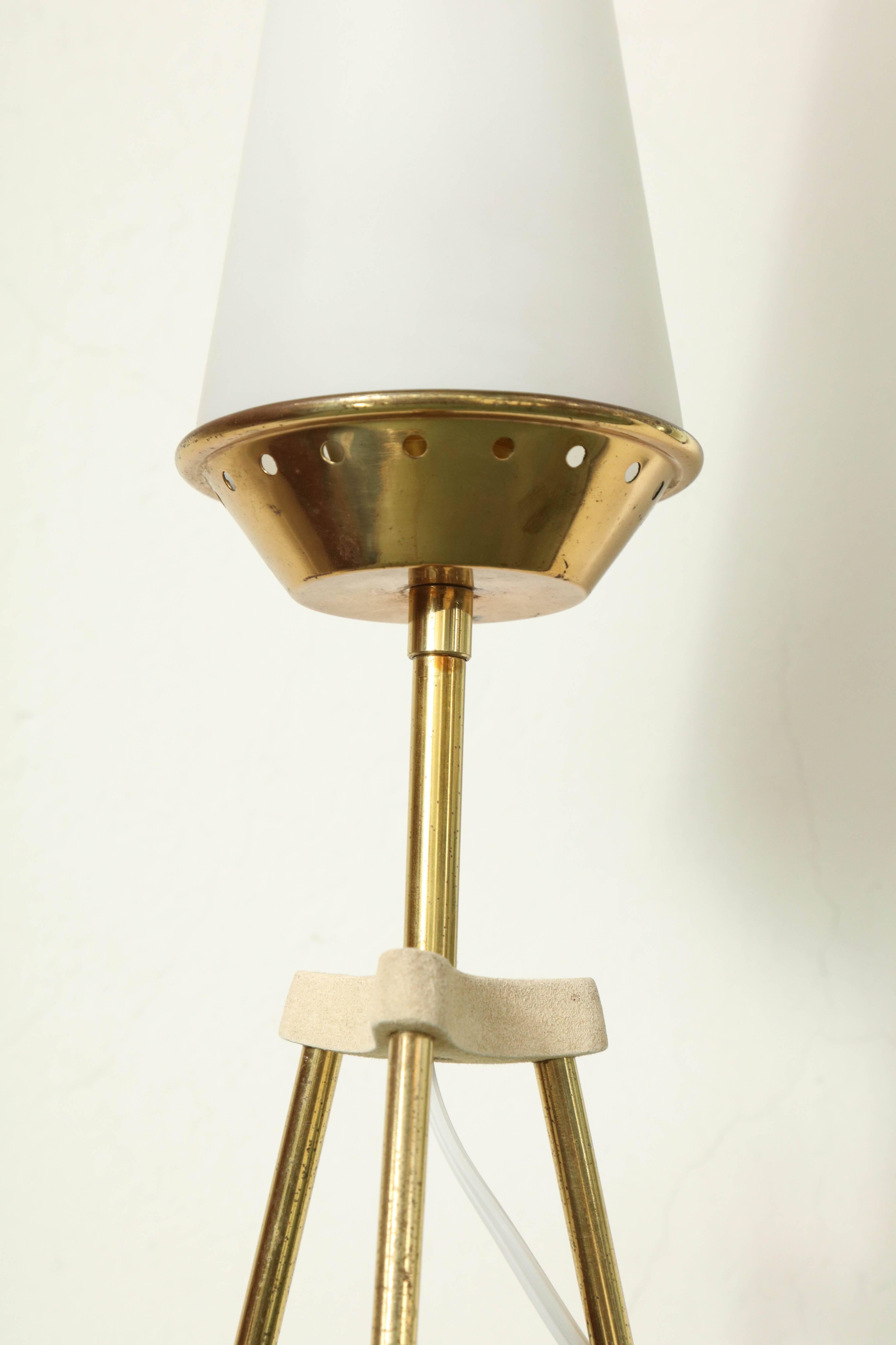 Mid-20th Century Stilnovo table lamp made in Italy 1950 For Sale