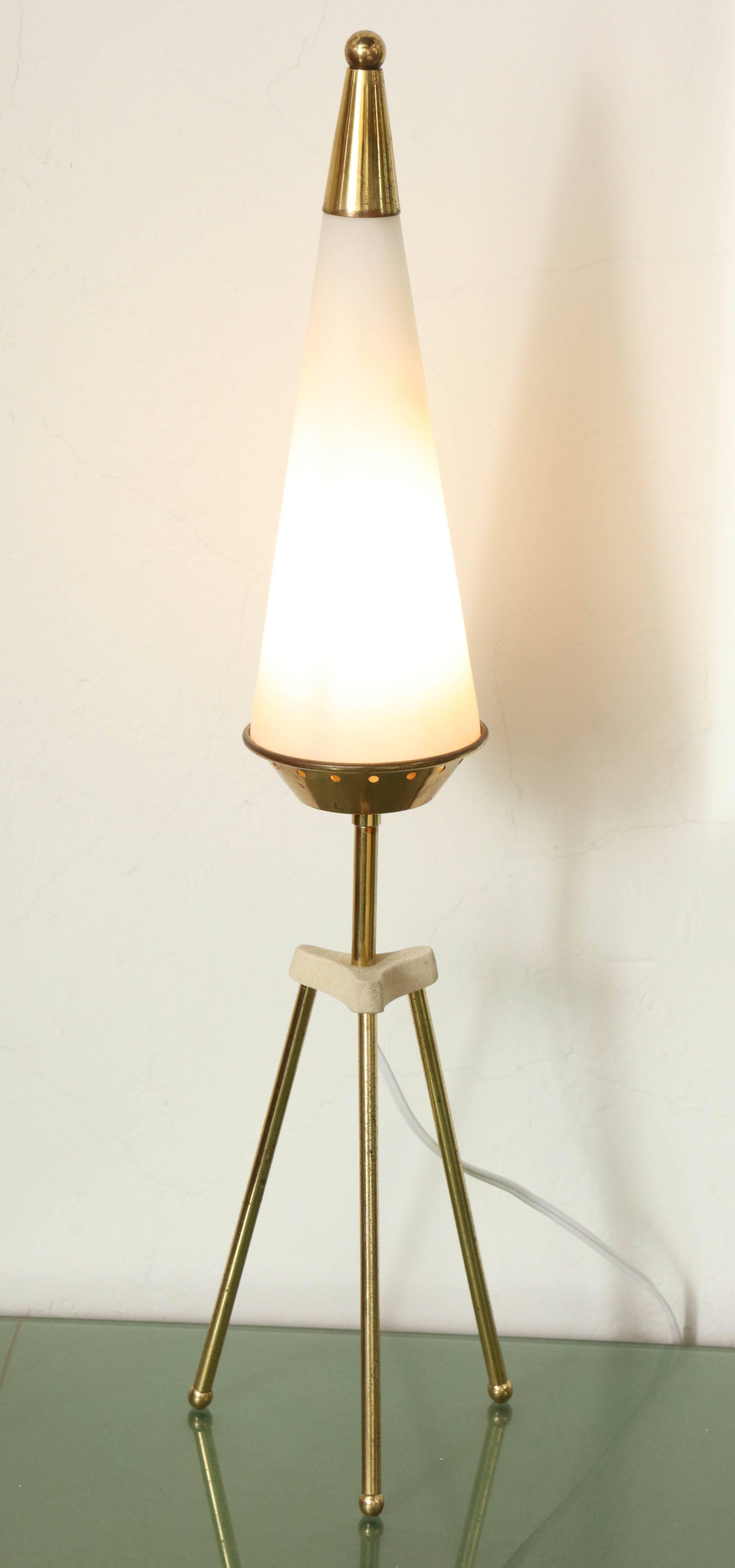 Stilnovo table lamp made in Italy 1950 For Sale 2