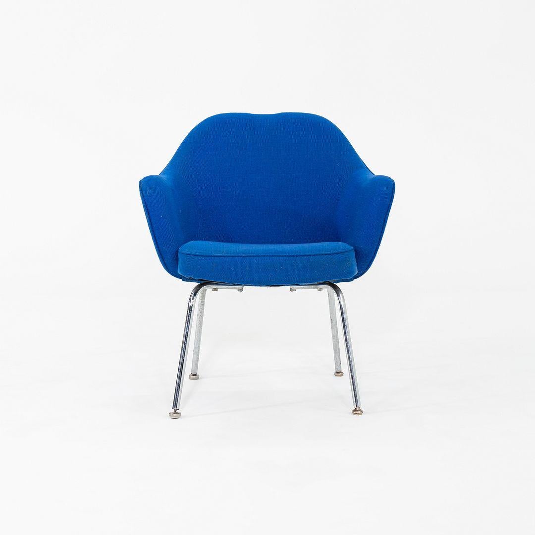 Il s'agit d'une paire rare de chaises de direction Saarinen, modèle 68 UPC, conçues à l'origine par Eero Saarinen pour Knoll en 1950. Ces exemples datent des années 1960 et le prix indiqué comprend la paire. 
 
 Ils présentent de nombreuses