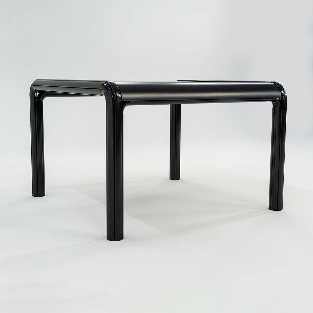 Moderne 1970s Gae Aulenti for Knoll 40 inch Orsay Square Dining Table with Laminate Top en vente