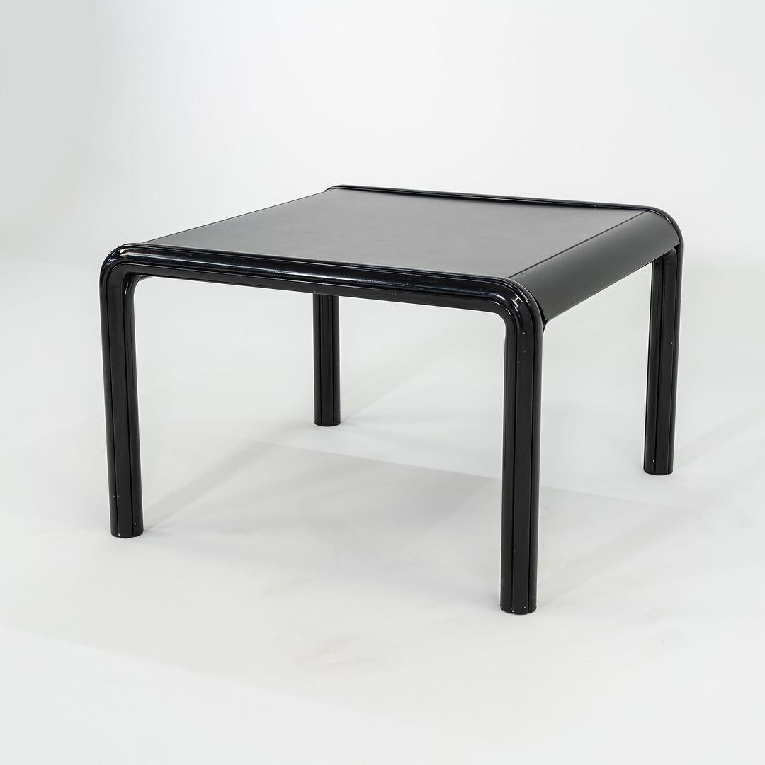 1970s Gae Aulenti for Knoll 40 inch Orsay Square Dining Table with Laminate Top en vente 3