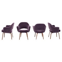 2018 Eero Saarinen para Knoll Sillones de comedor ejecutivos de terciopelo morado