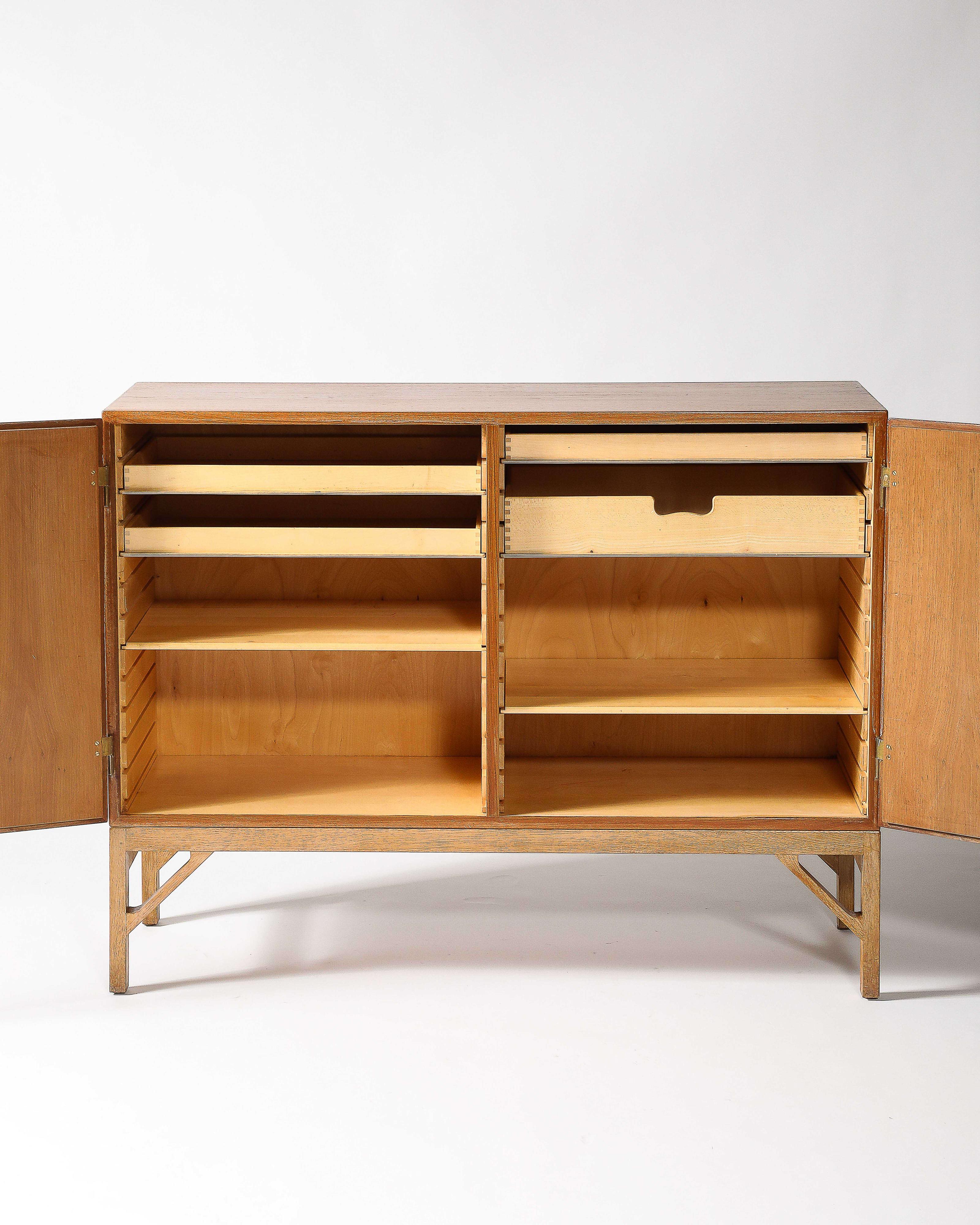 20th Century Teak, Oak and Patinated Brass Sideboard by Borge Mogensen, Denmark, c. 1960 For Sale