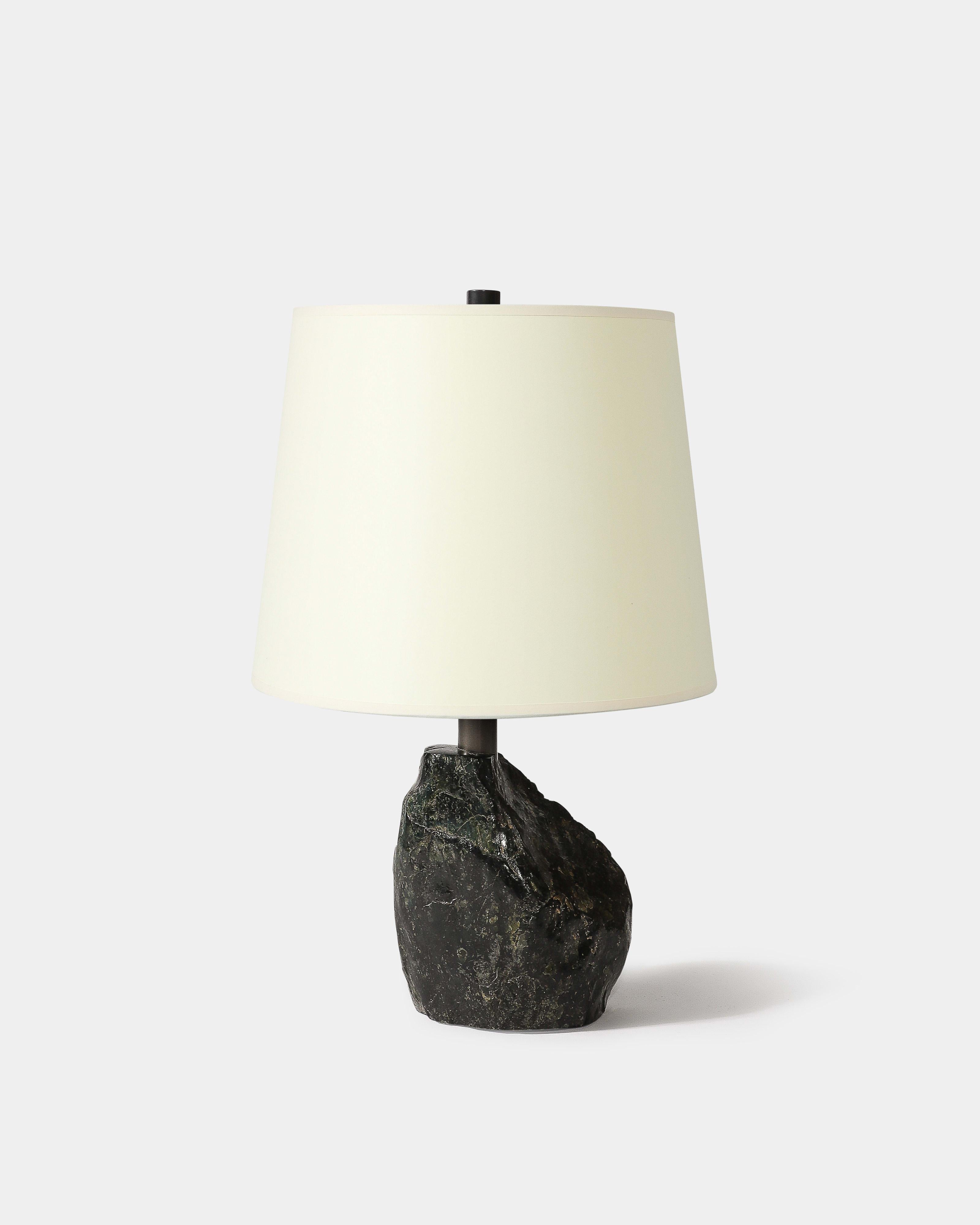 Organique Lampe de table en obsidienne dans le style de Jean Michel Frank, France, c.1960 en vente