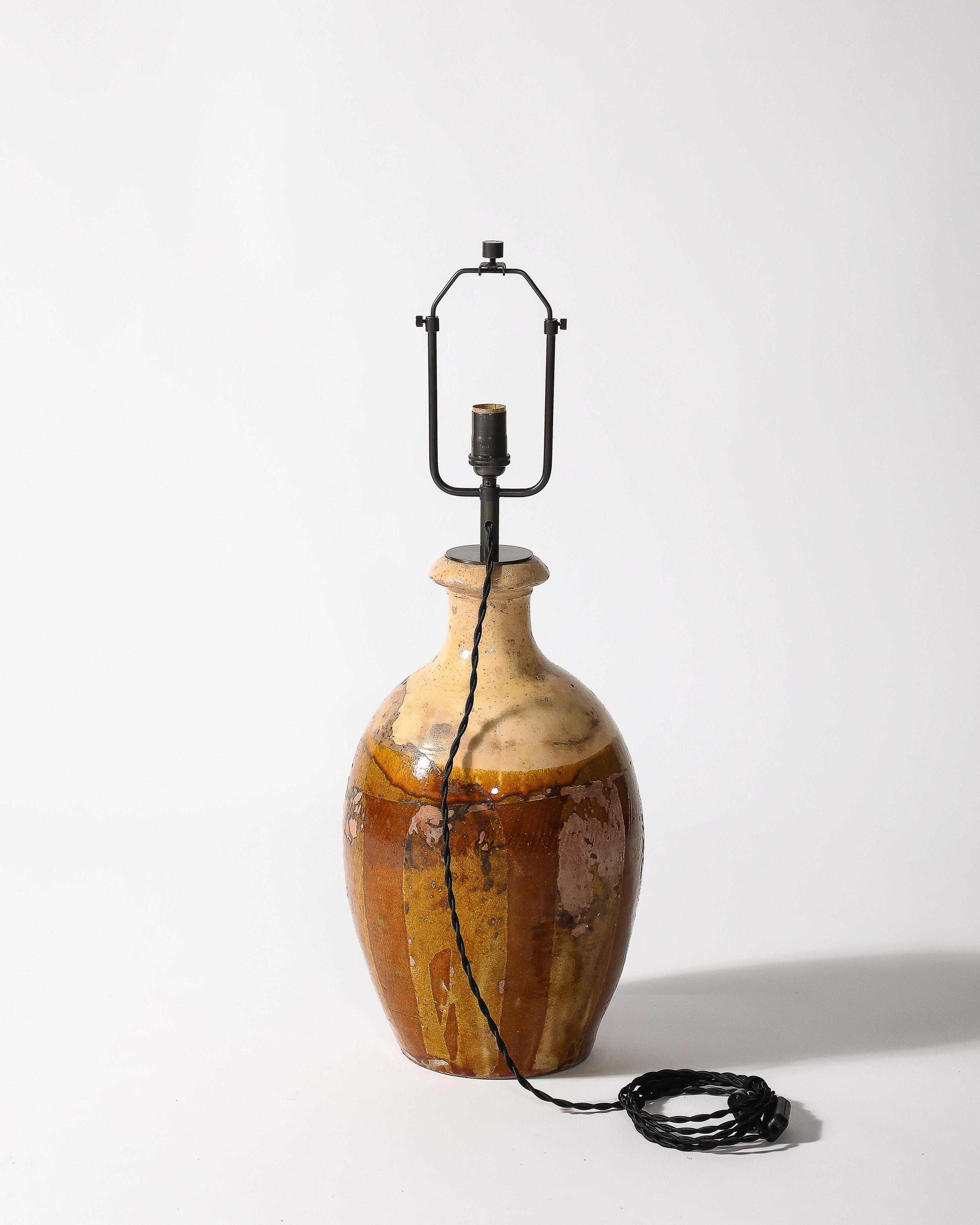 Lampe de table en céramique émaillée et formée à la main, Italie, C.I.C. en vente 1