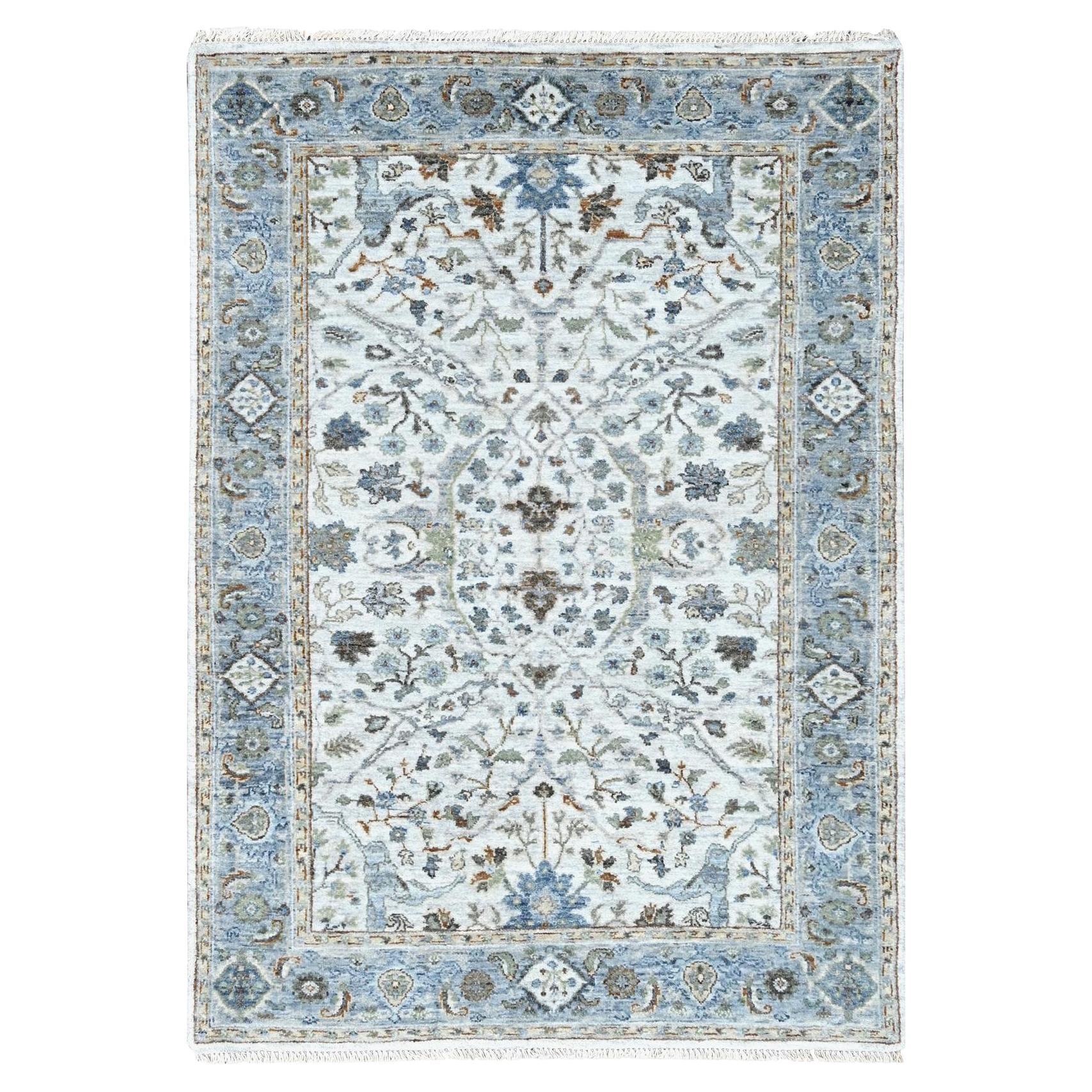 4'x5'9" Coton blanc Oushak avec motifs floraux Pure laine Tapis noué à la main