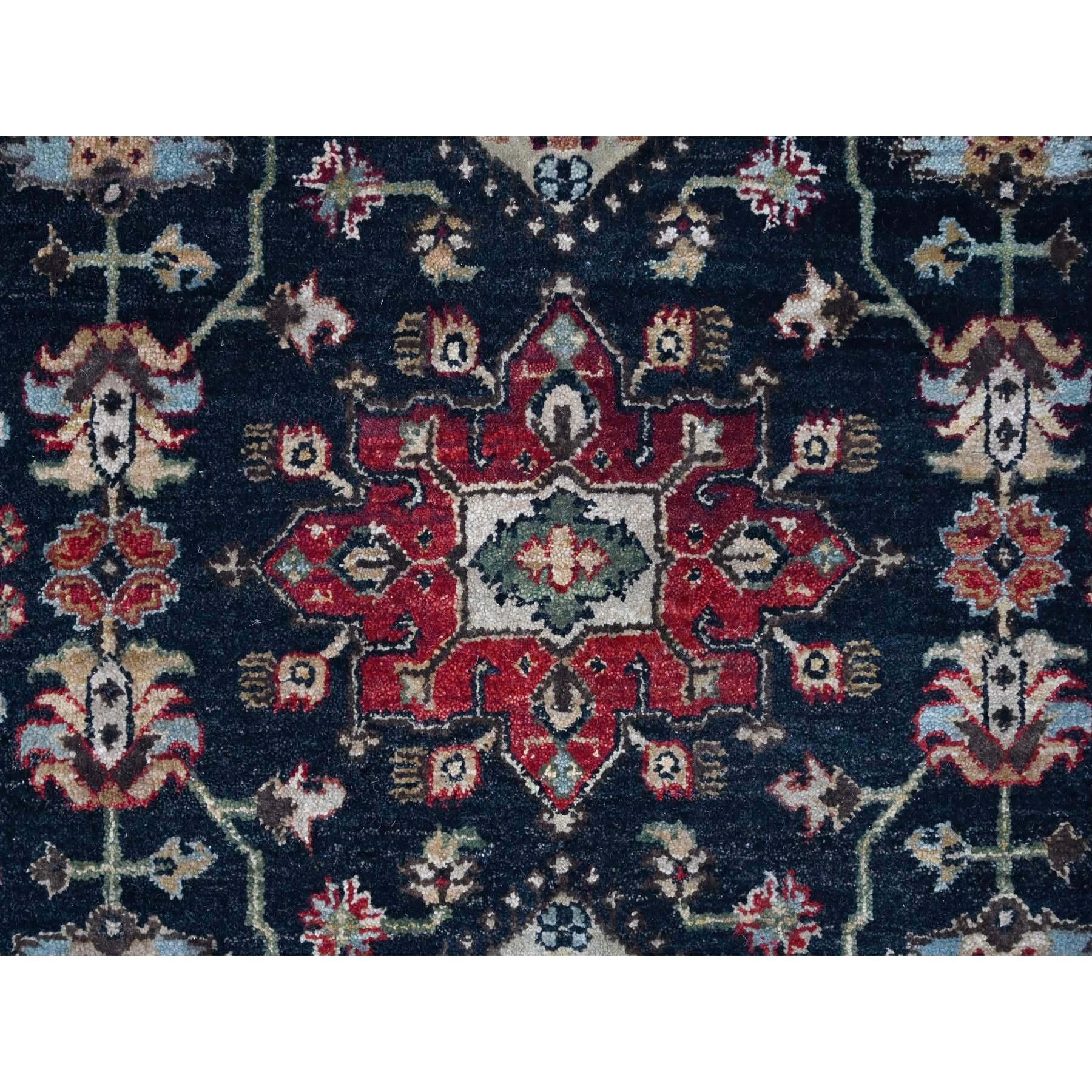 10'x10' Power Noir Noué à la main Karajeh Design Pure Laine Tapis Oriental Rond Neuf - En vente à Carlstadt, NJ