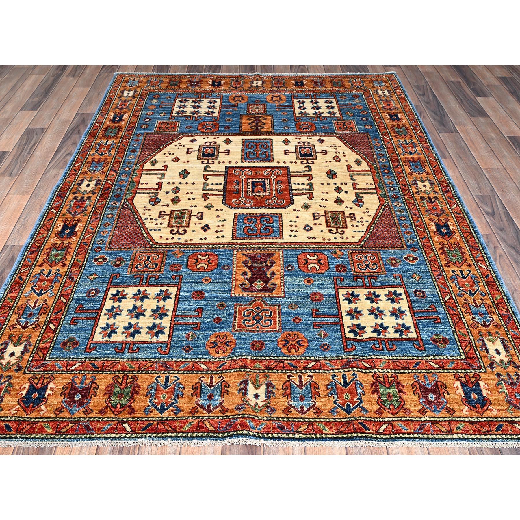 Bleu impérial, Antique Karachopf Kazak Design, Vegetable Dyes, Soft Pile, High Mountain Wool, Hand Knotted, Densely Woven, Oriental Rug
Matières premières : Laine
Latex : Pas de poils 
hauteur : 0,25 pouces
Style : Traditionnel
Couleur primaire :