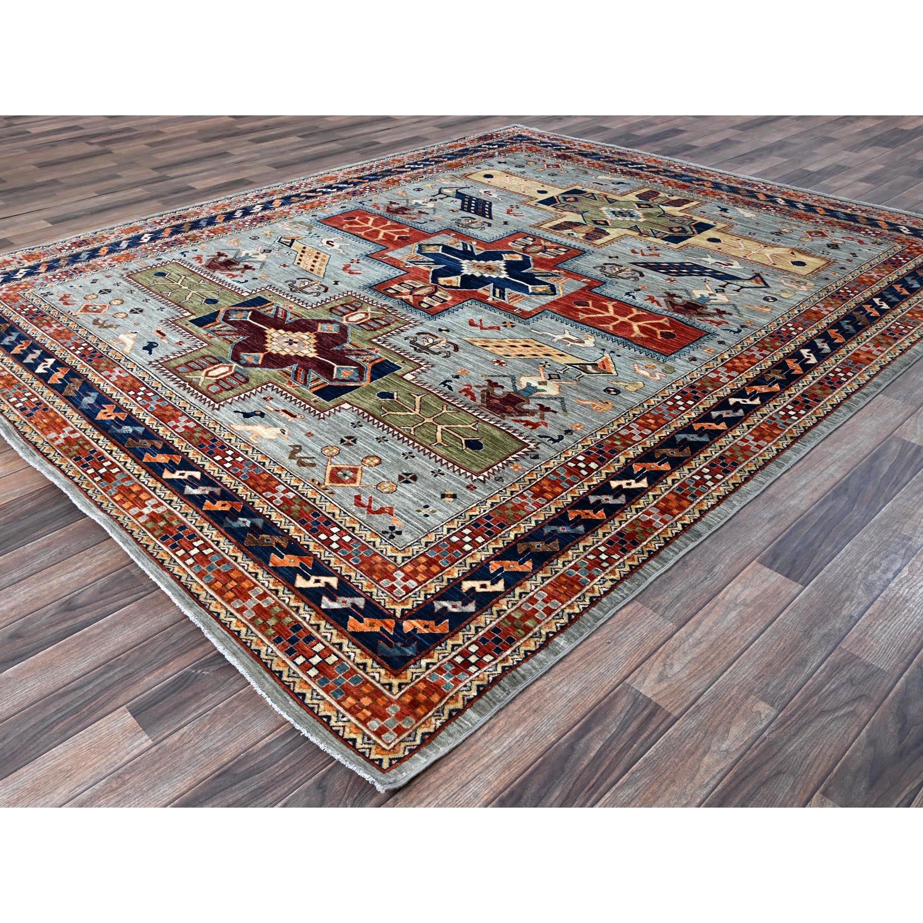 Afghano Tappeto orientale in lana annodata a mano di ispirazione armena di colore grigio 8'x9'8