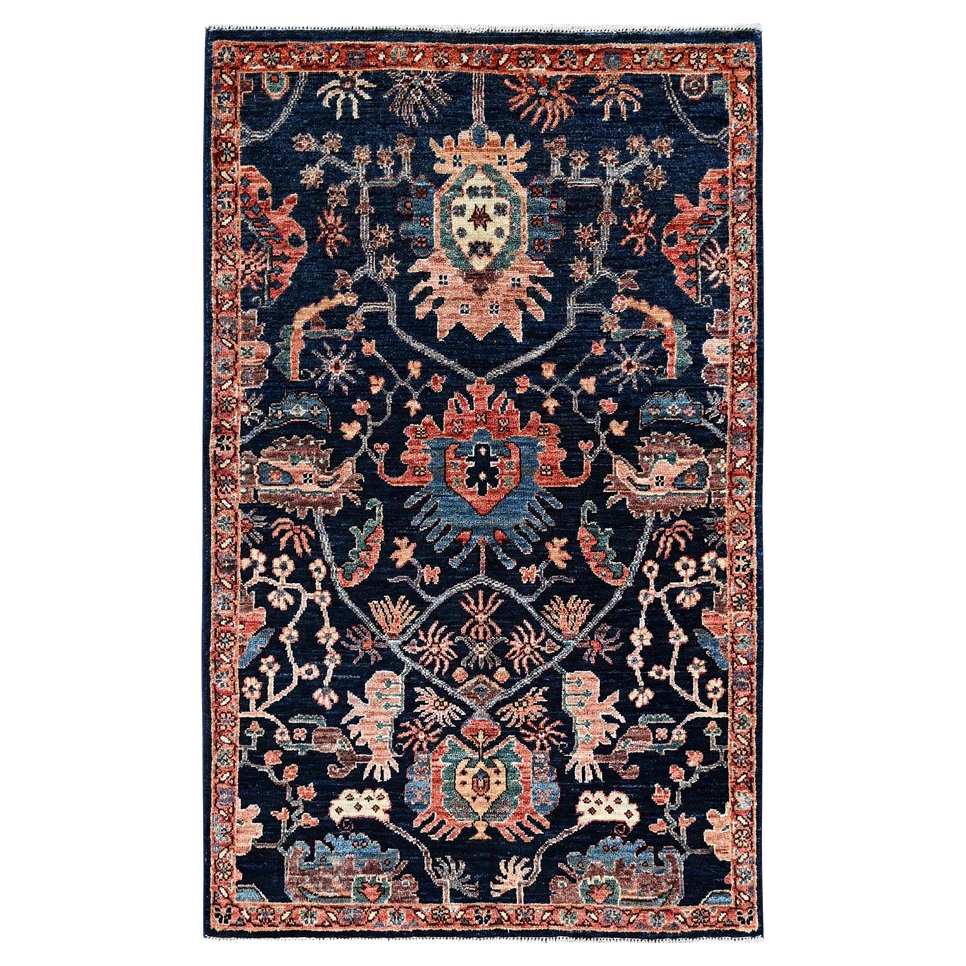 3'x4'10" Mitternachtsblau Aryana Grade Heriz All Over Design Handgeknüpfter Wollteppich