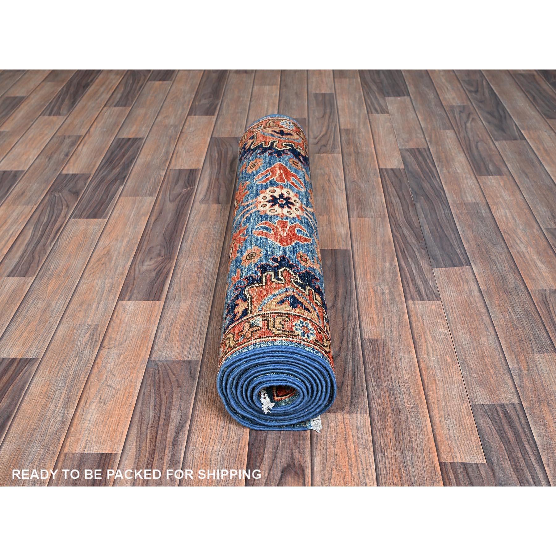3'x10' Blau Aryana Grade Heriz All Over Design Hand geknüpft Wolle Läufer Teppich (Handgeknüpft) im Angebot