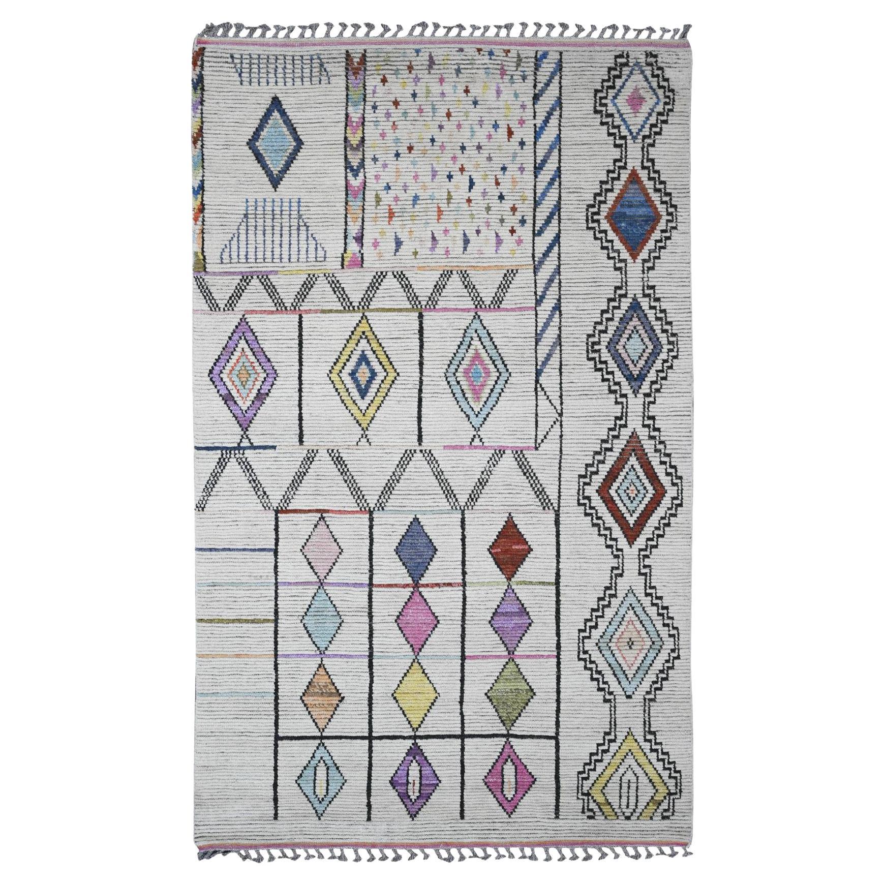 5'5 "x9' White Moroccan Weave Colorful Geometric Design Hand Knots Rugs
