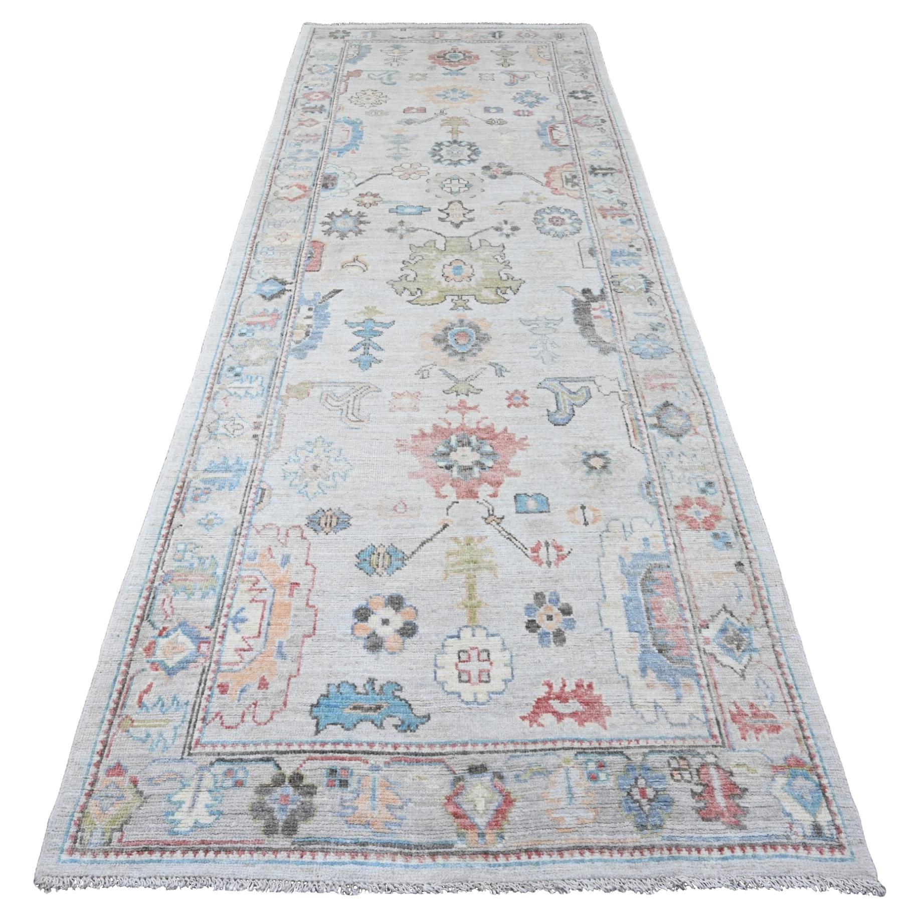 Tappeto Runner in lana annodato a mano 4'1 "x11'7" Bianco Afgano Angora Oushak Leaf Design