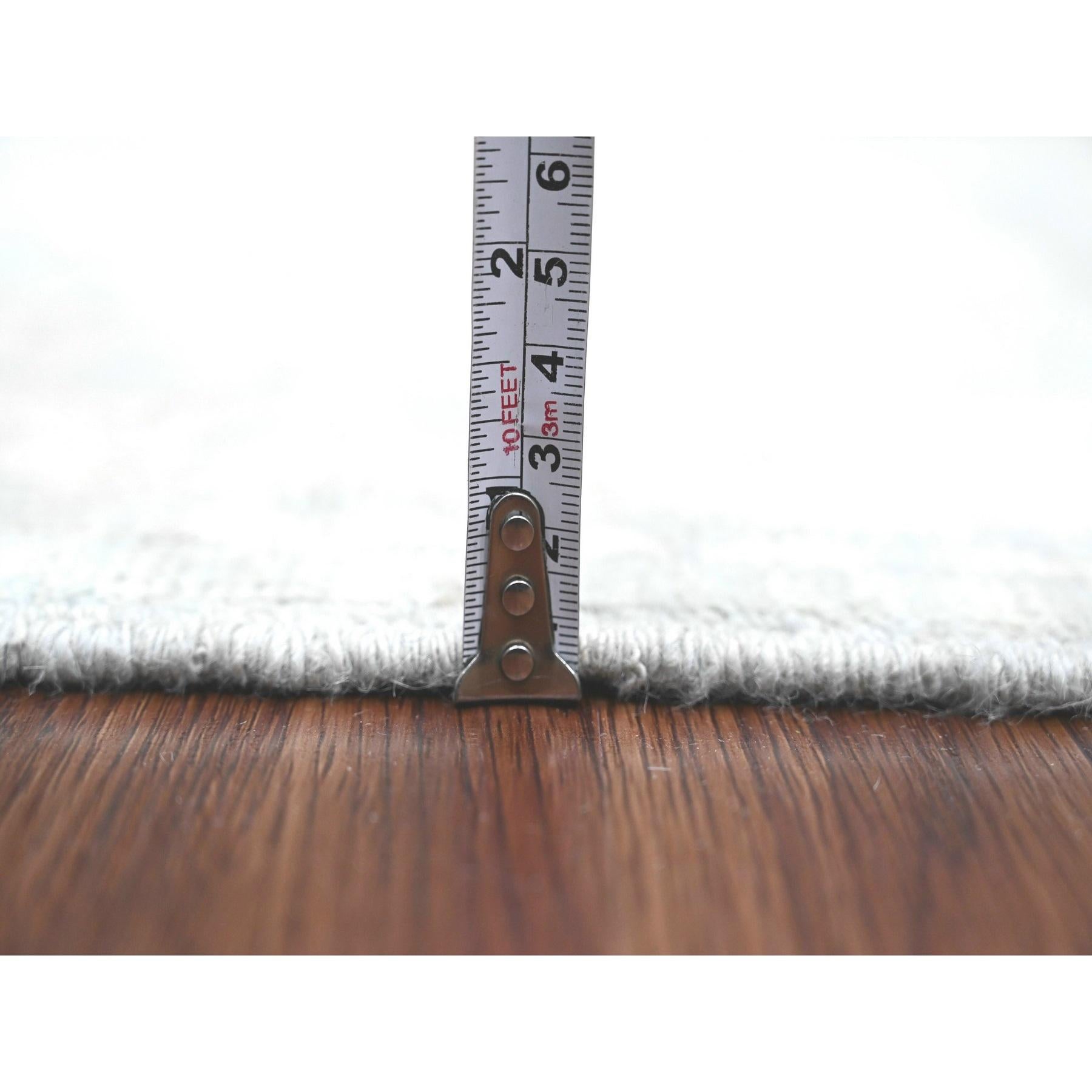 2'8 