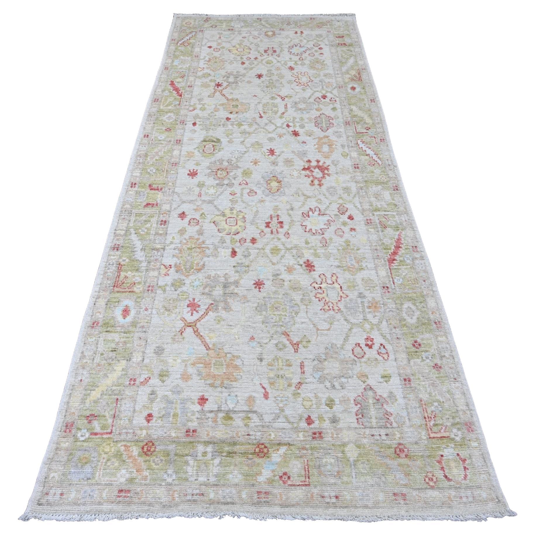 Tappeto Runner in Lana 4'x9'10" Bianco Annodato a Mano Afgano Angora Oushak Design/One Foglie