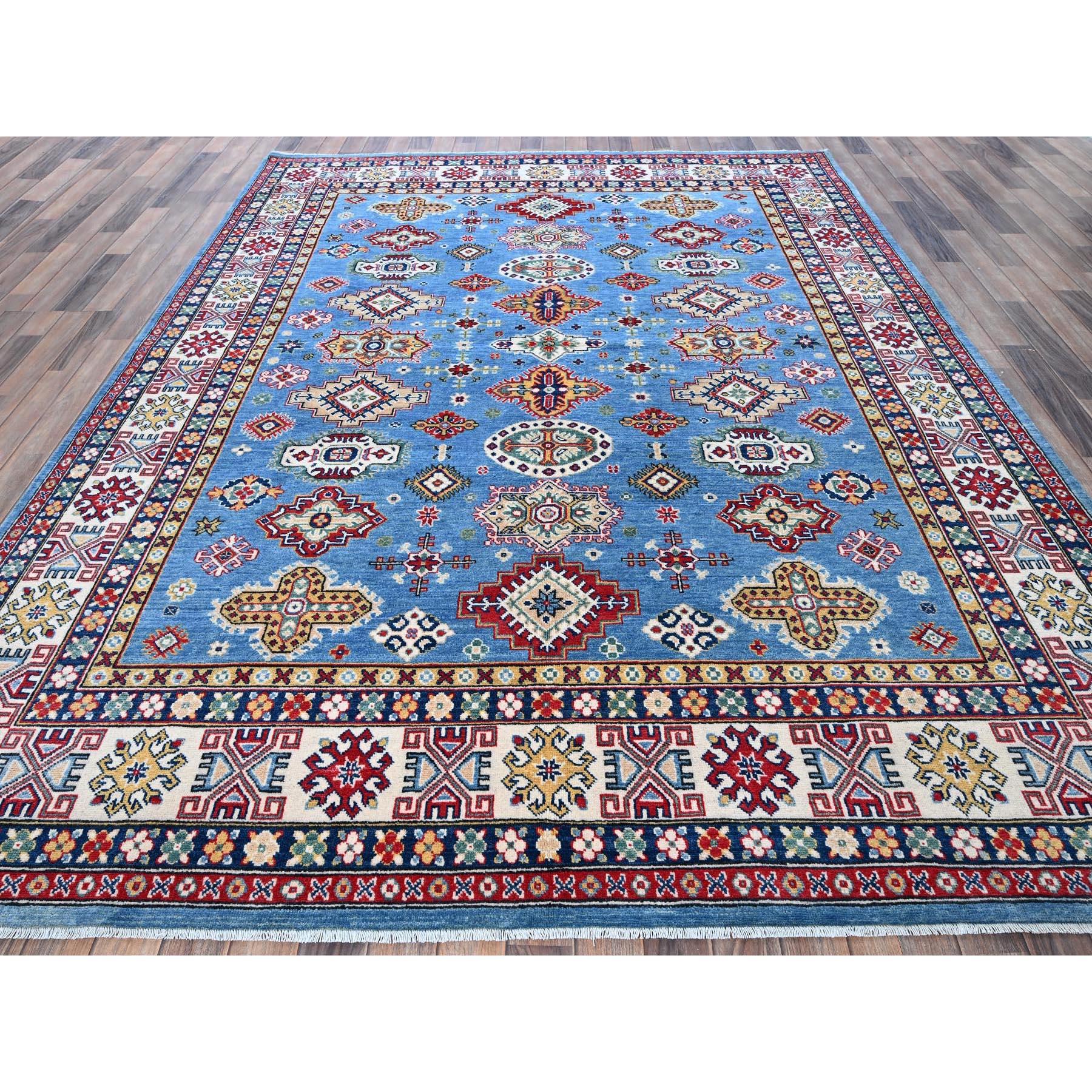 Kazakh 8'x10' Tapis en laine douce noué à la main, bleu Kazak avec motifs de médaillons tribaux