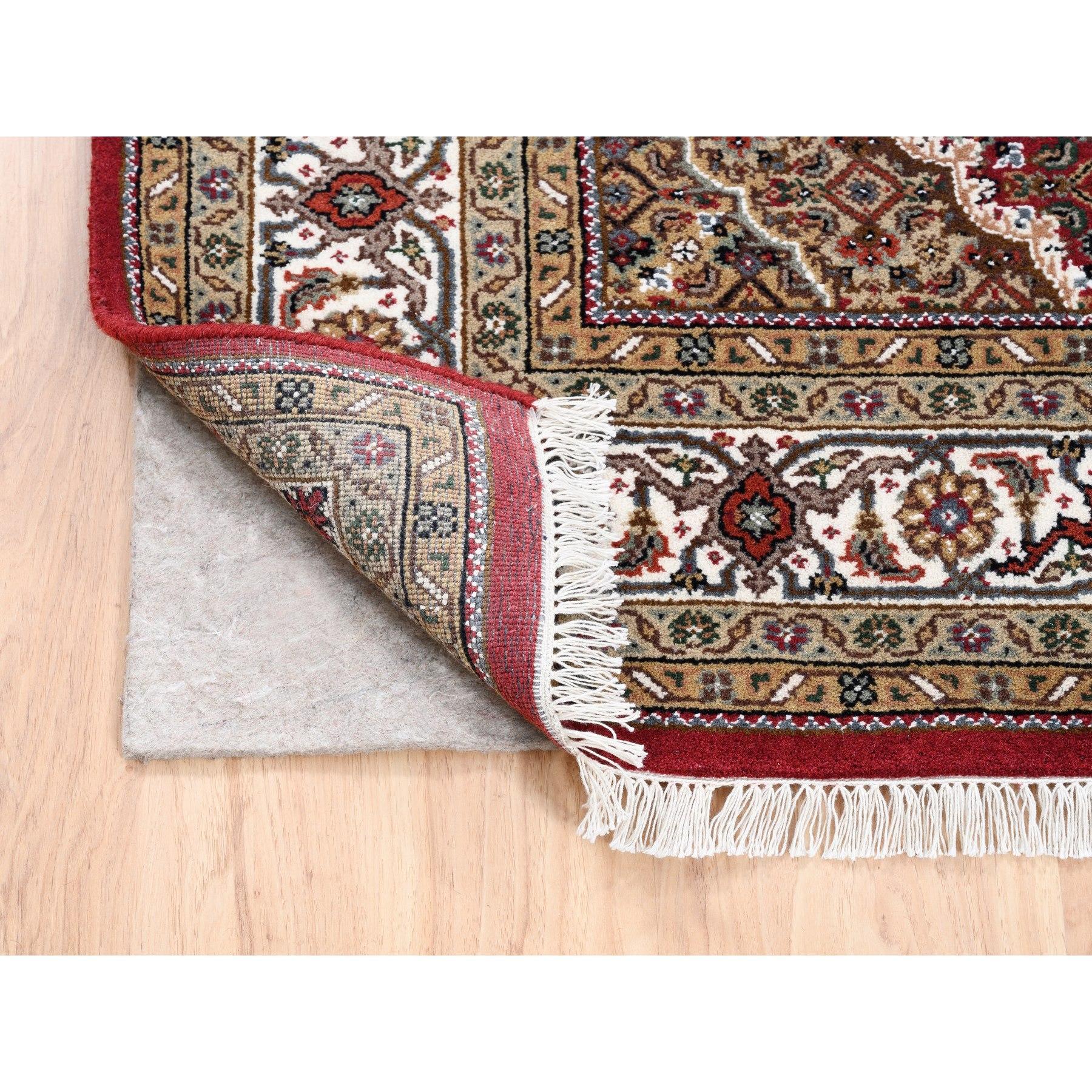 5'x5' Handgeknüpft Rot Tabriz Mahi Fish Medaillon Design Wolle Quadratisch Teppich (Indisch) im Angebot