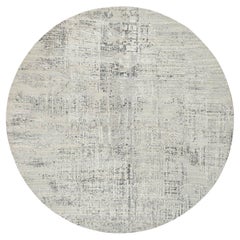 7'10"x7'10" Light Gray, Natural Wool, Hand Knotted, Modern Design Round Rug