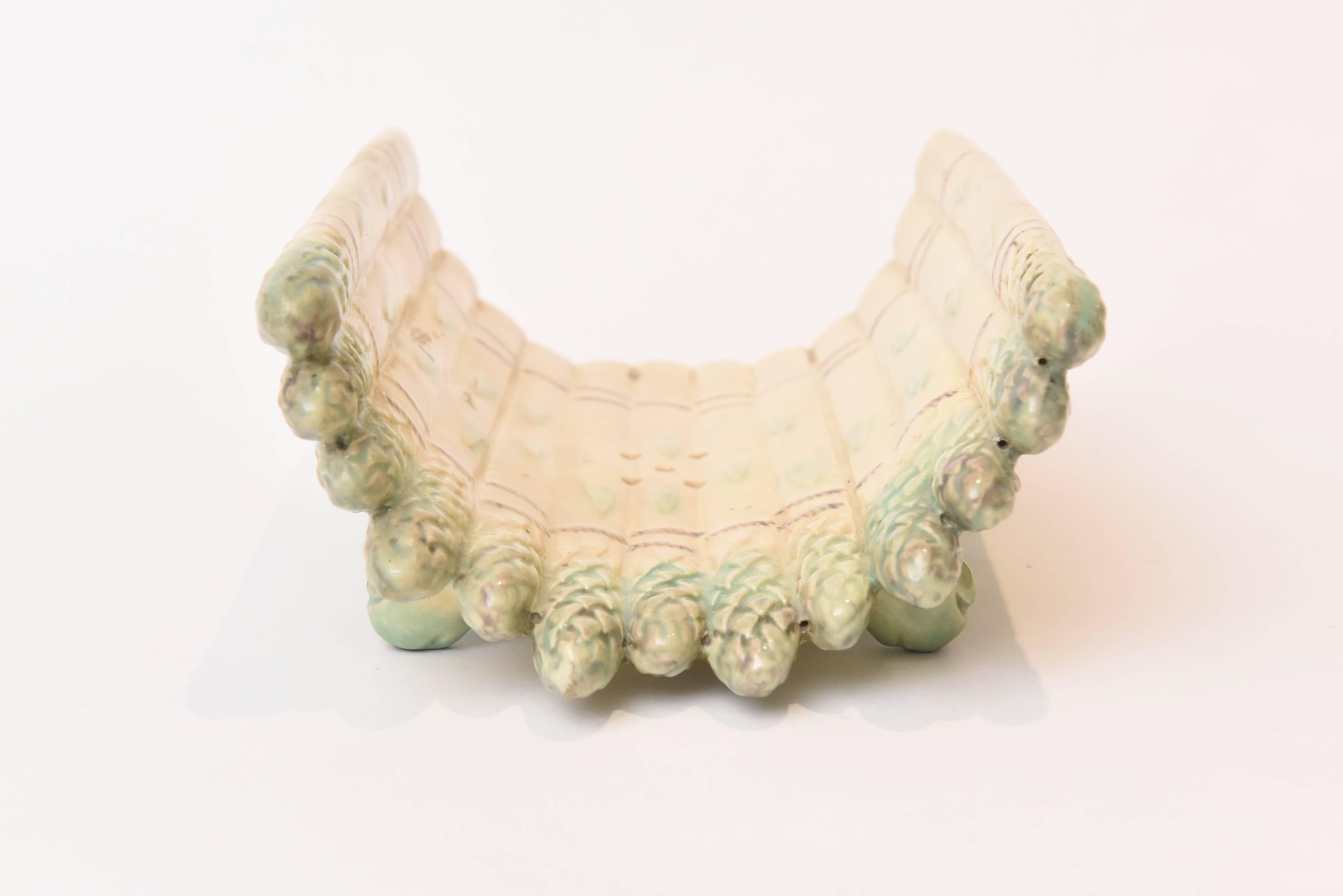 Antique Majolica Asparagus Cradle, Hand-Painted with Pedestal Feet In Good Condition In West Palm Beach, FL