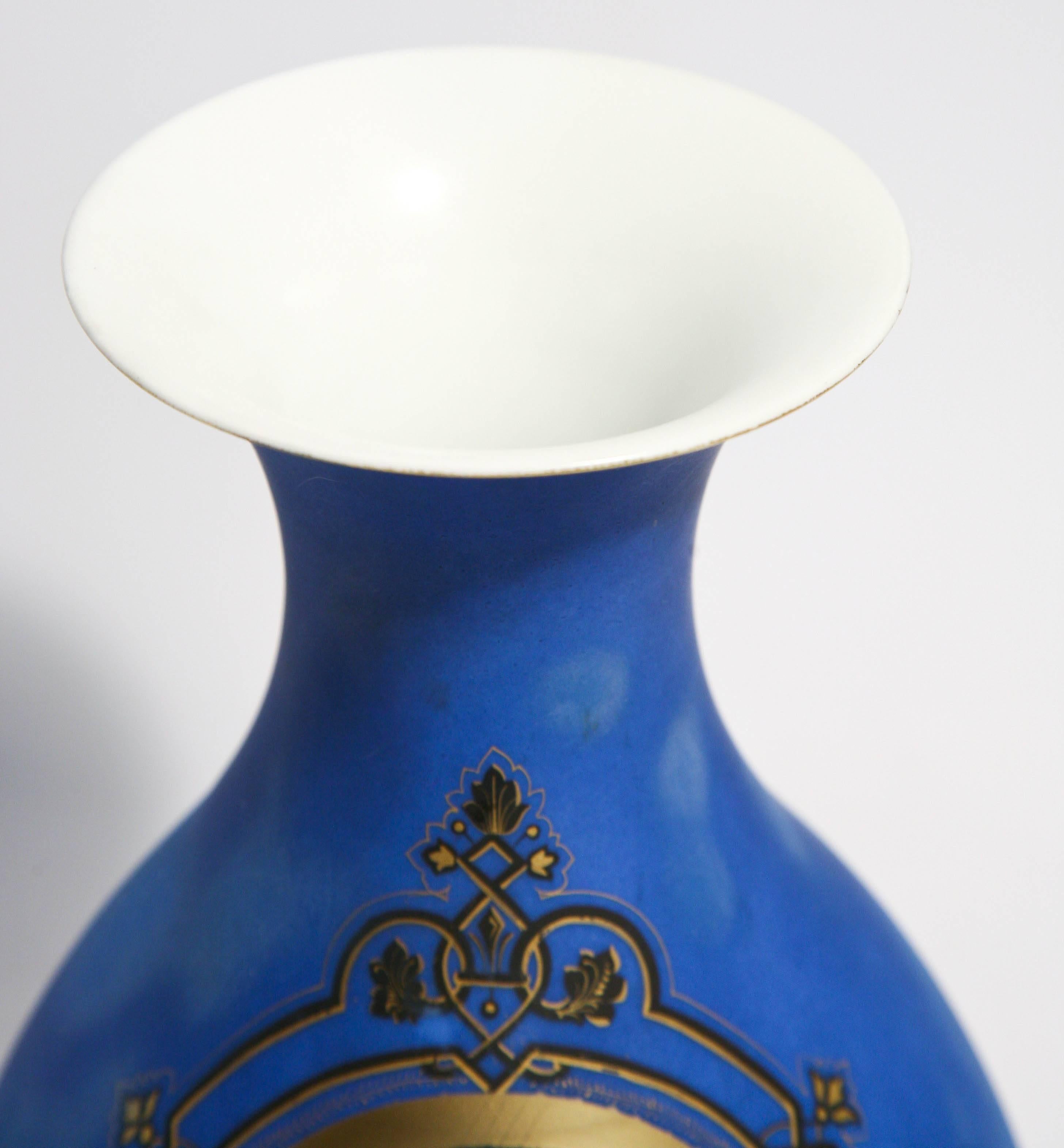 19th Century Greco Roman Blue Glass Vase with Exceptional Camel Front on Black In Good Condition For Sale In West Palm Beach, FL