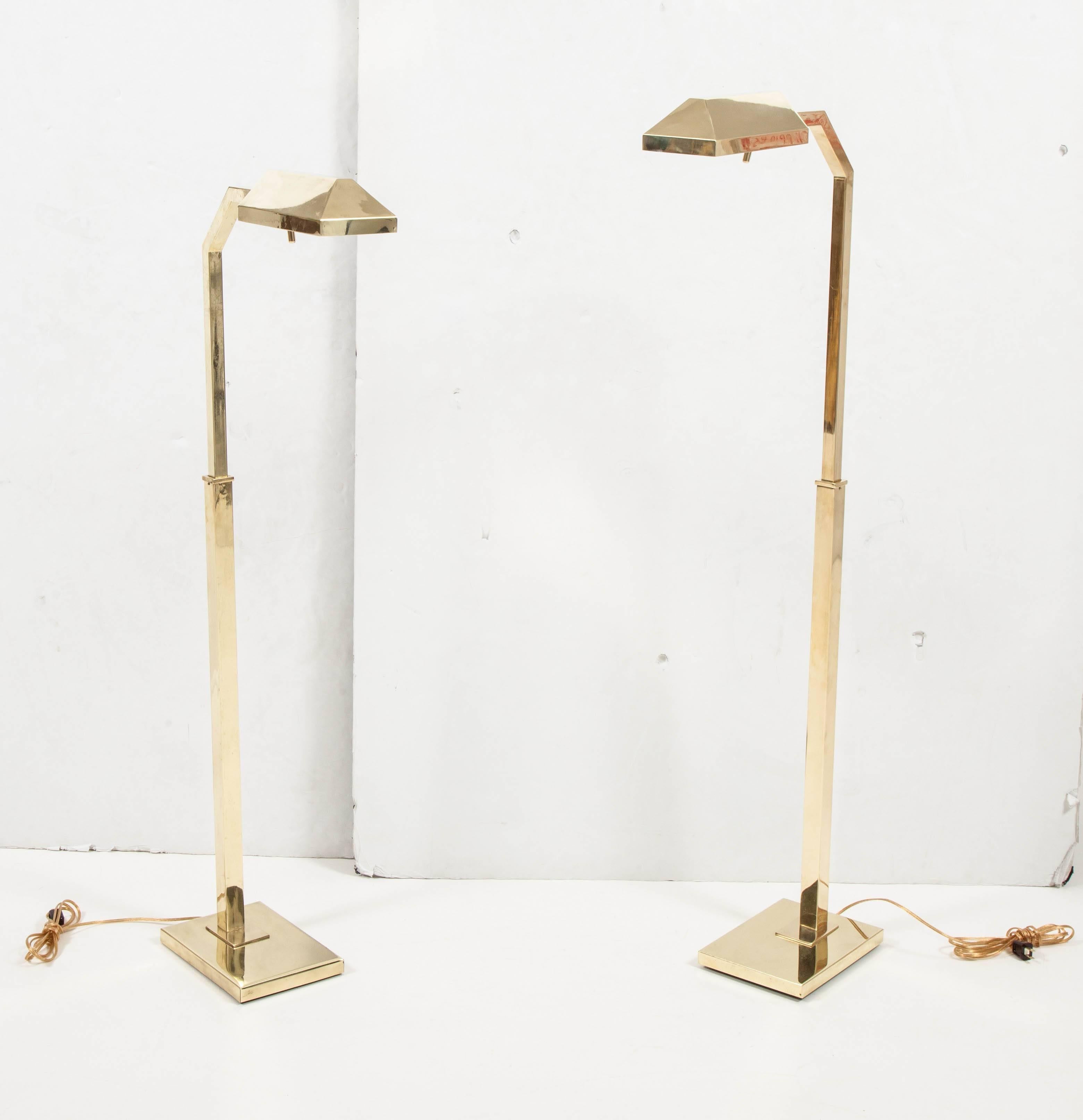 Late 20th Century Pair of Italian Brass Adjustable Height Reading Lamps