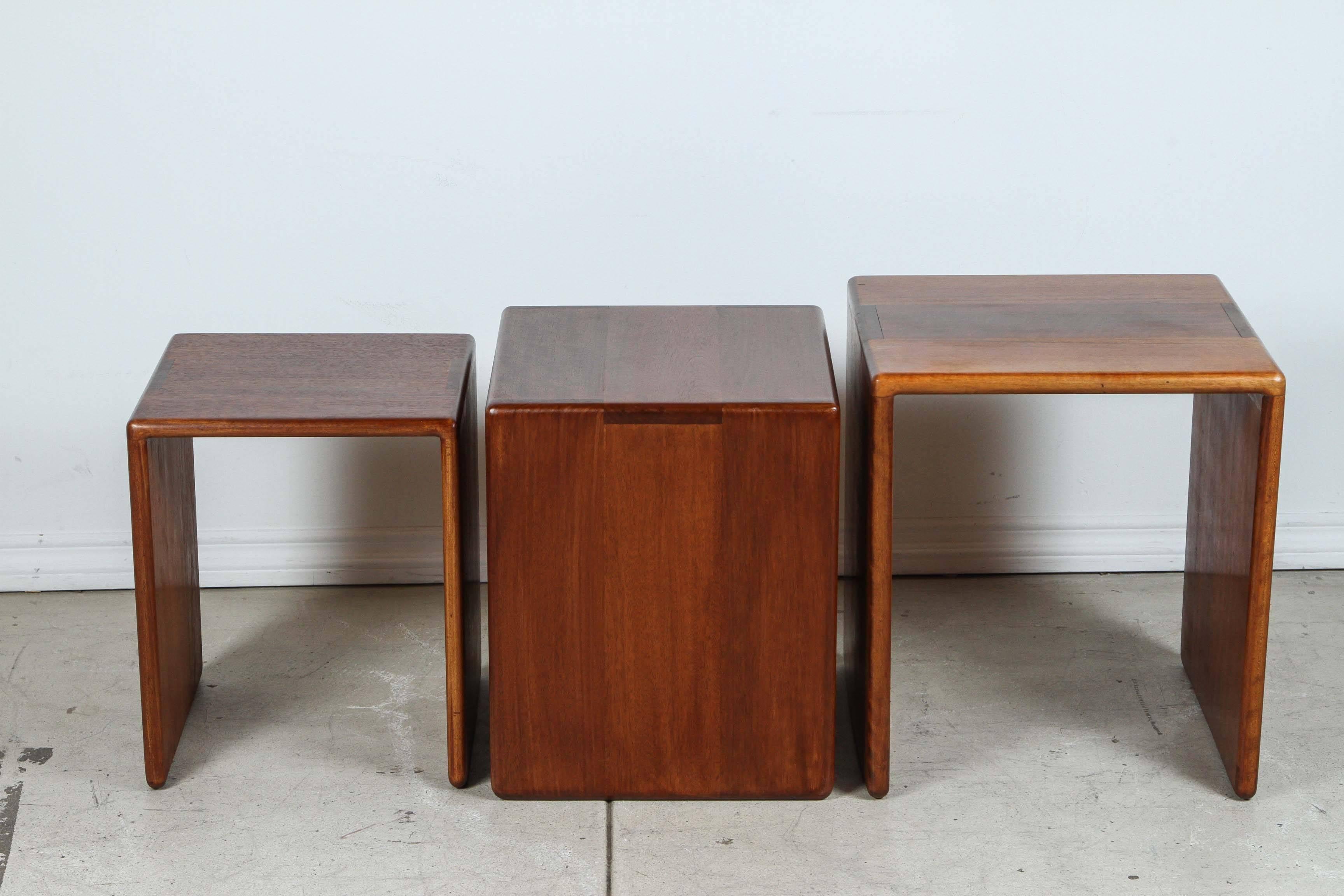Gerald McCabe Nesting Table Set In Excellent Condition In Los Angeles, CA