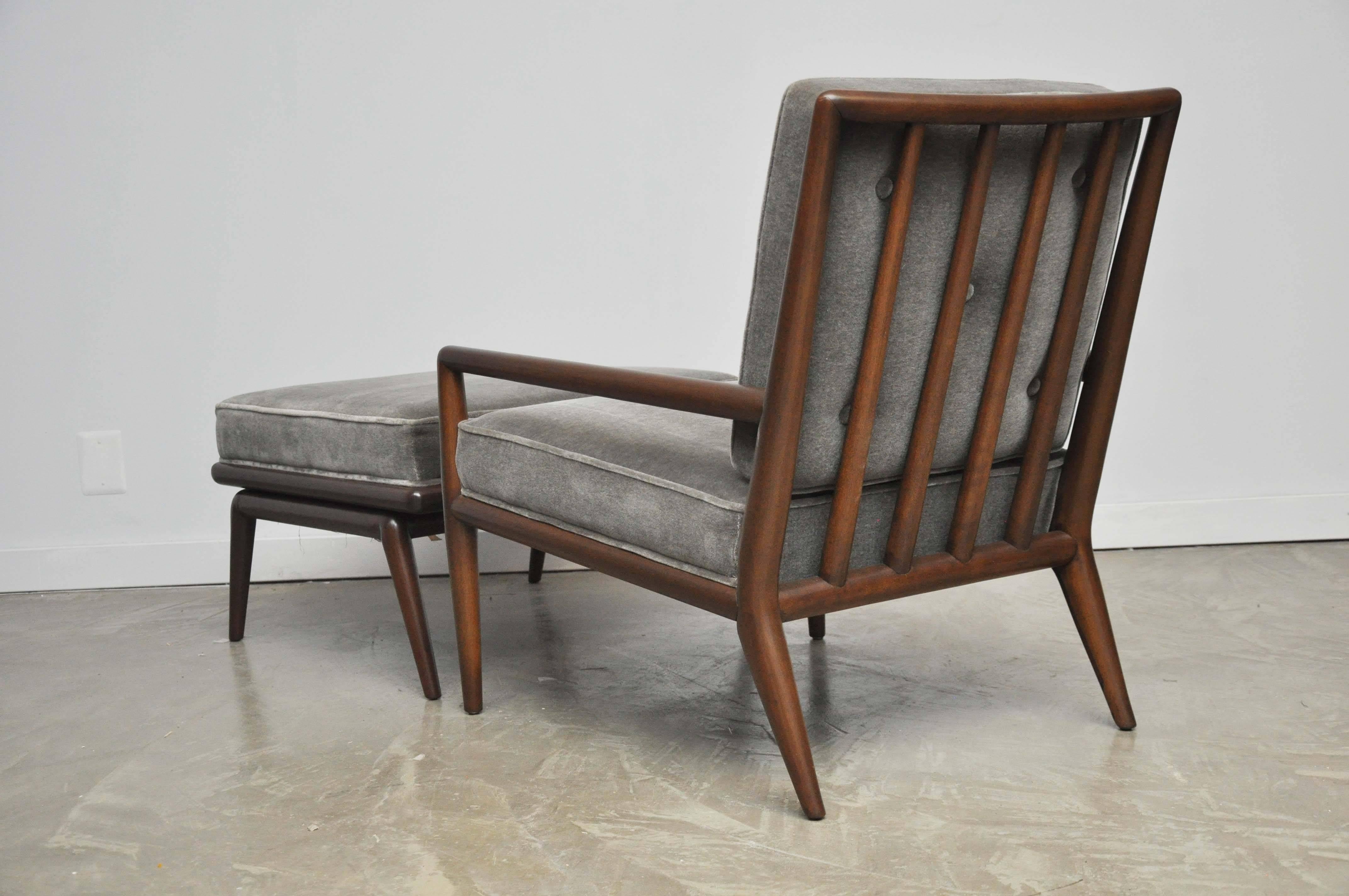 20th Century T.H. Robsjohn-Gibbings Lounge Chairs with Ottomans