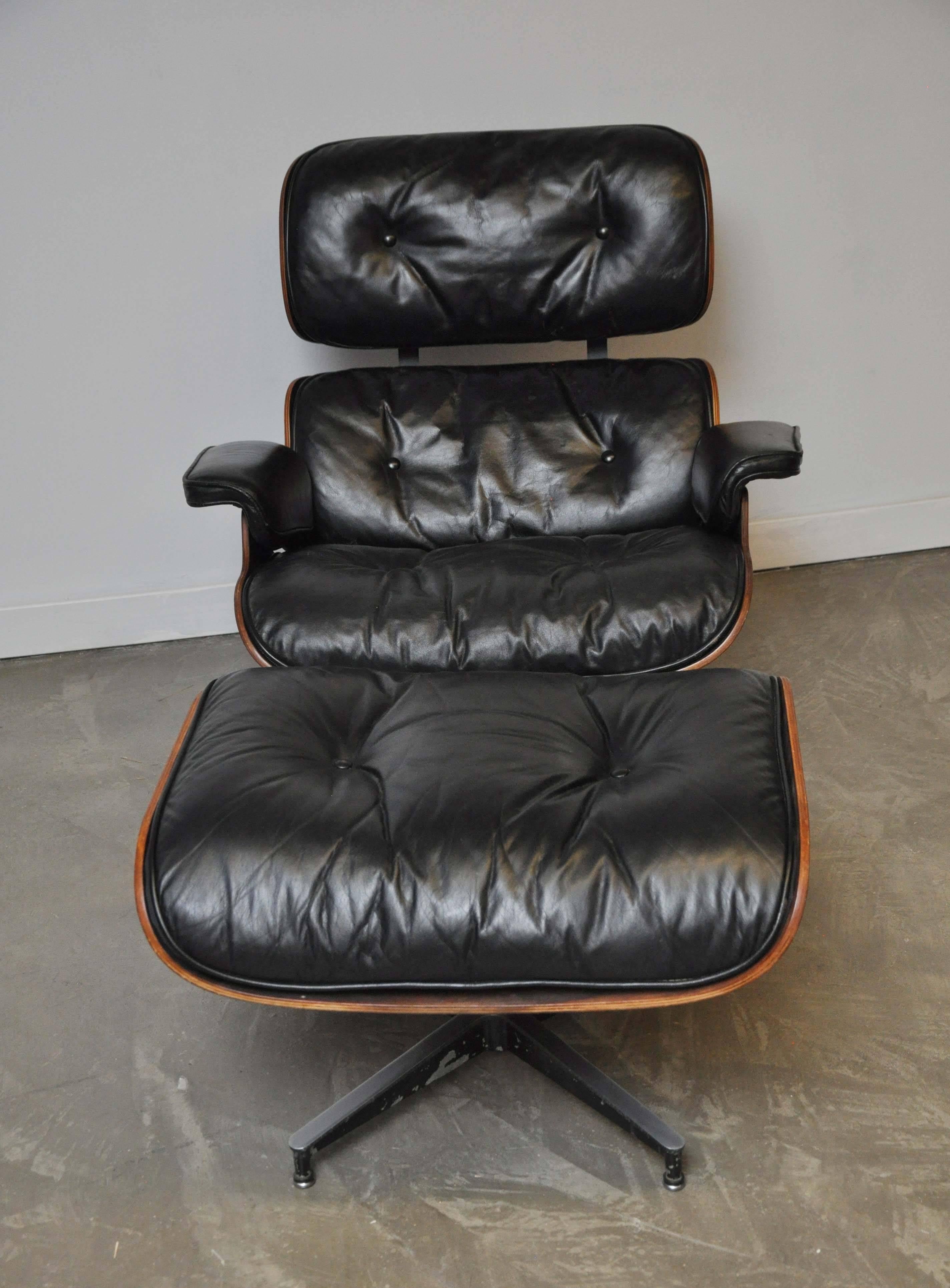 Early Rosewood Charles Eames Lounge Chair for Herman Miller 3