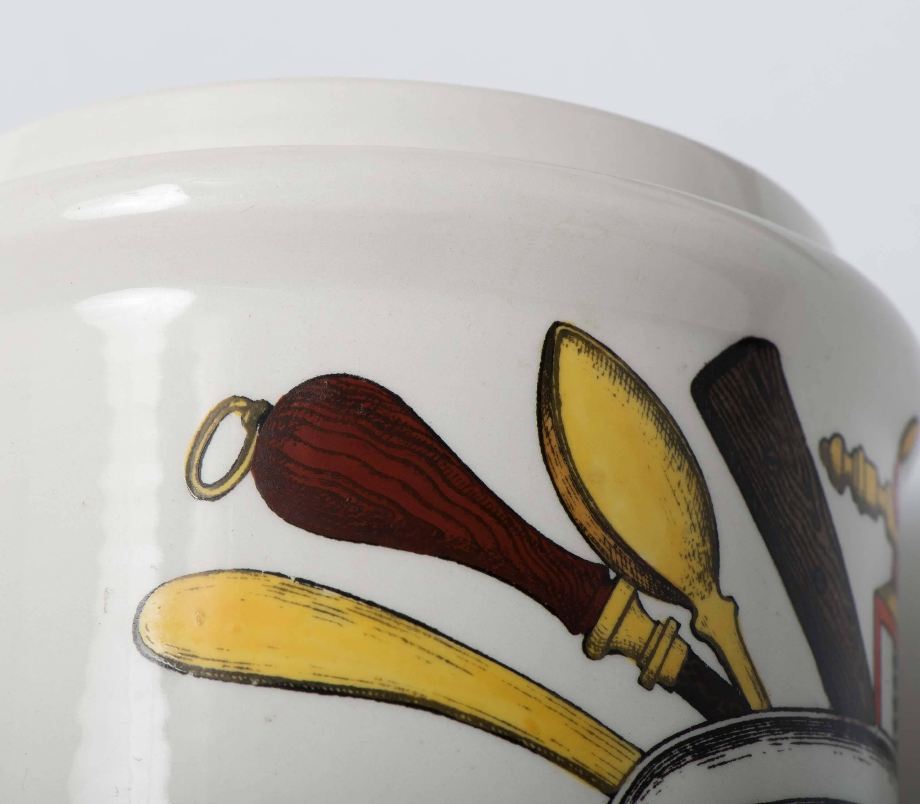 Piero Fornasetti porcelain sugar jar with cover, Italy circa 1960 For Sale 2