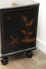 Antique 18th Century English Chinoiserie Chest