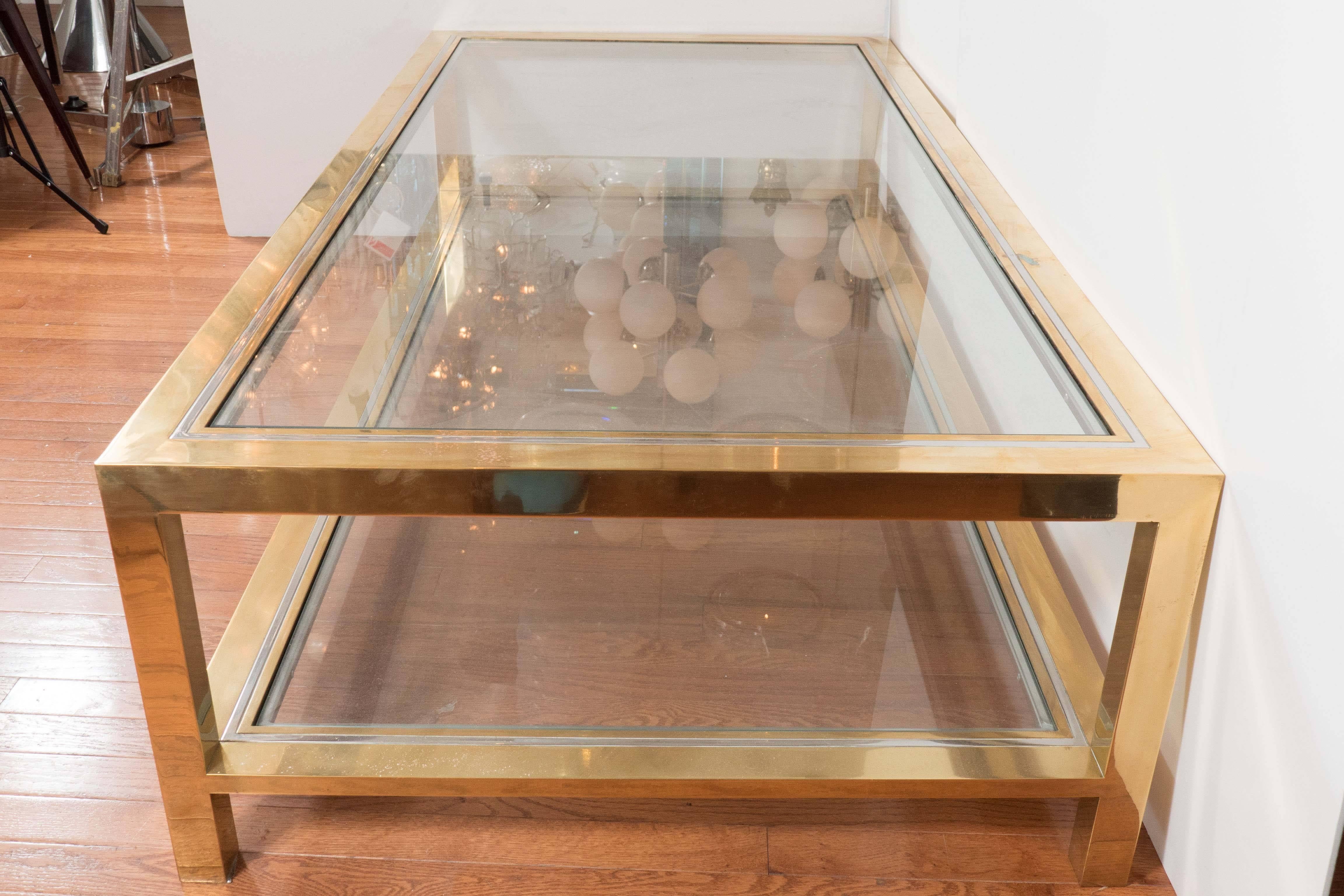 Two-Tier Brass Coffee Table by Willy Rizzo In Good Condition In New York, NY