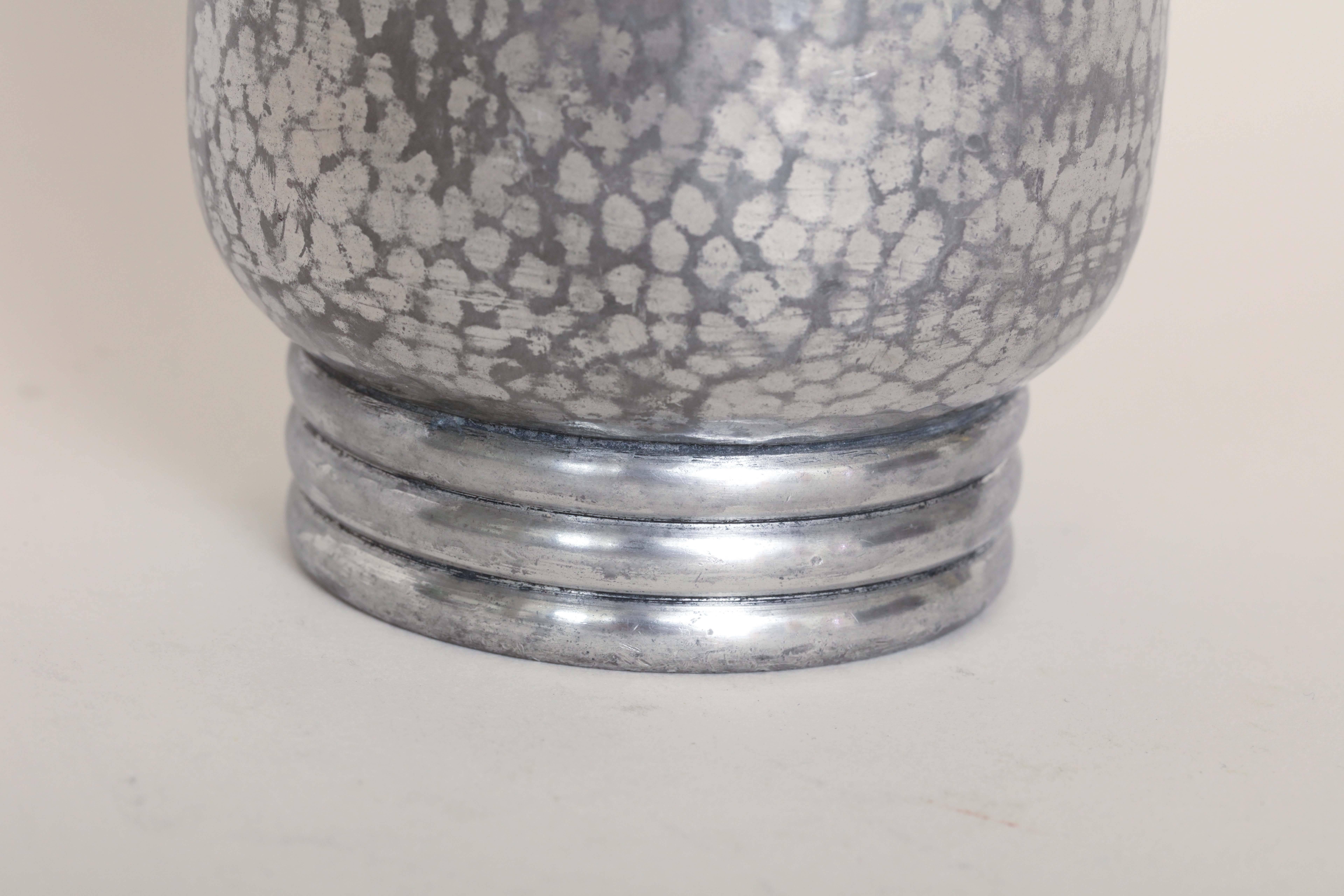 Rene Delavan French Art Deco Pewter Vase In Excellent Condition In New York, NY
