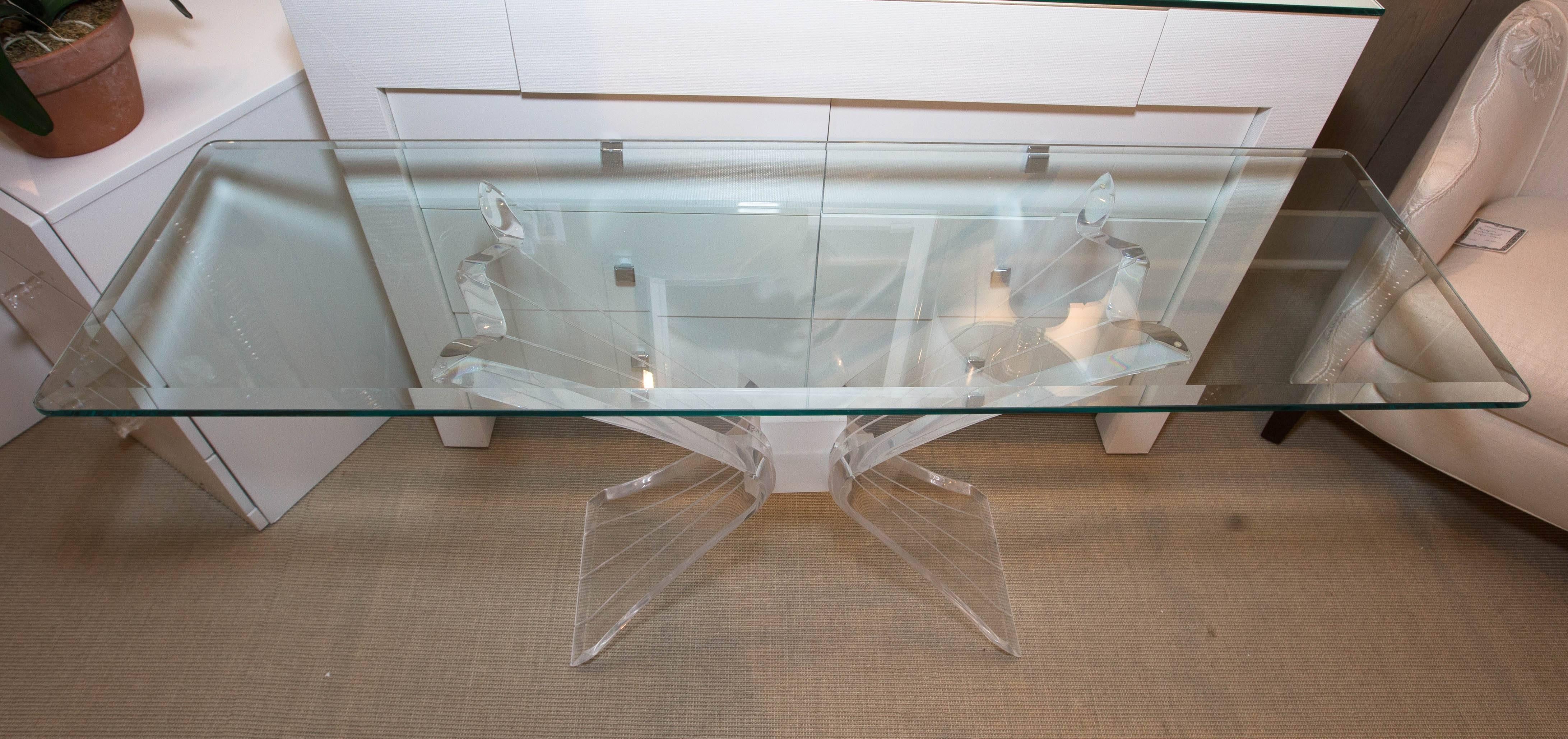 Attractive Mid-Century Console with Beveled Glass Top and Butterfly Lucite Base For Sale 2