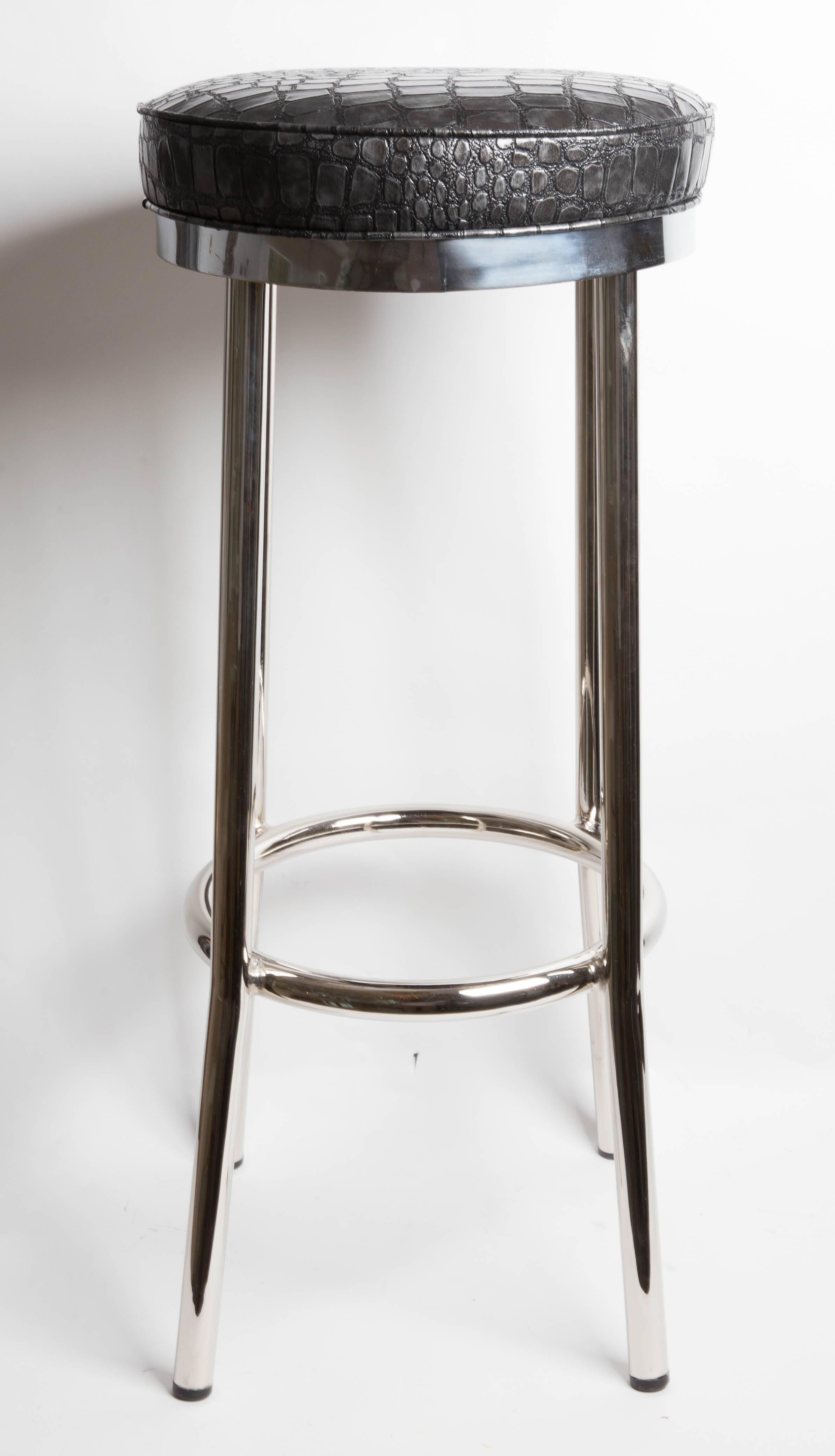 Mid-Century Modern Set of Four Chrome Bar Stools Upholstered in Black and Grey Faux Crock