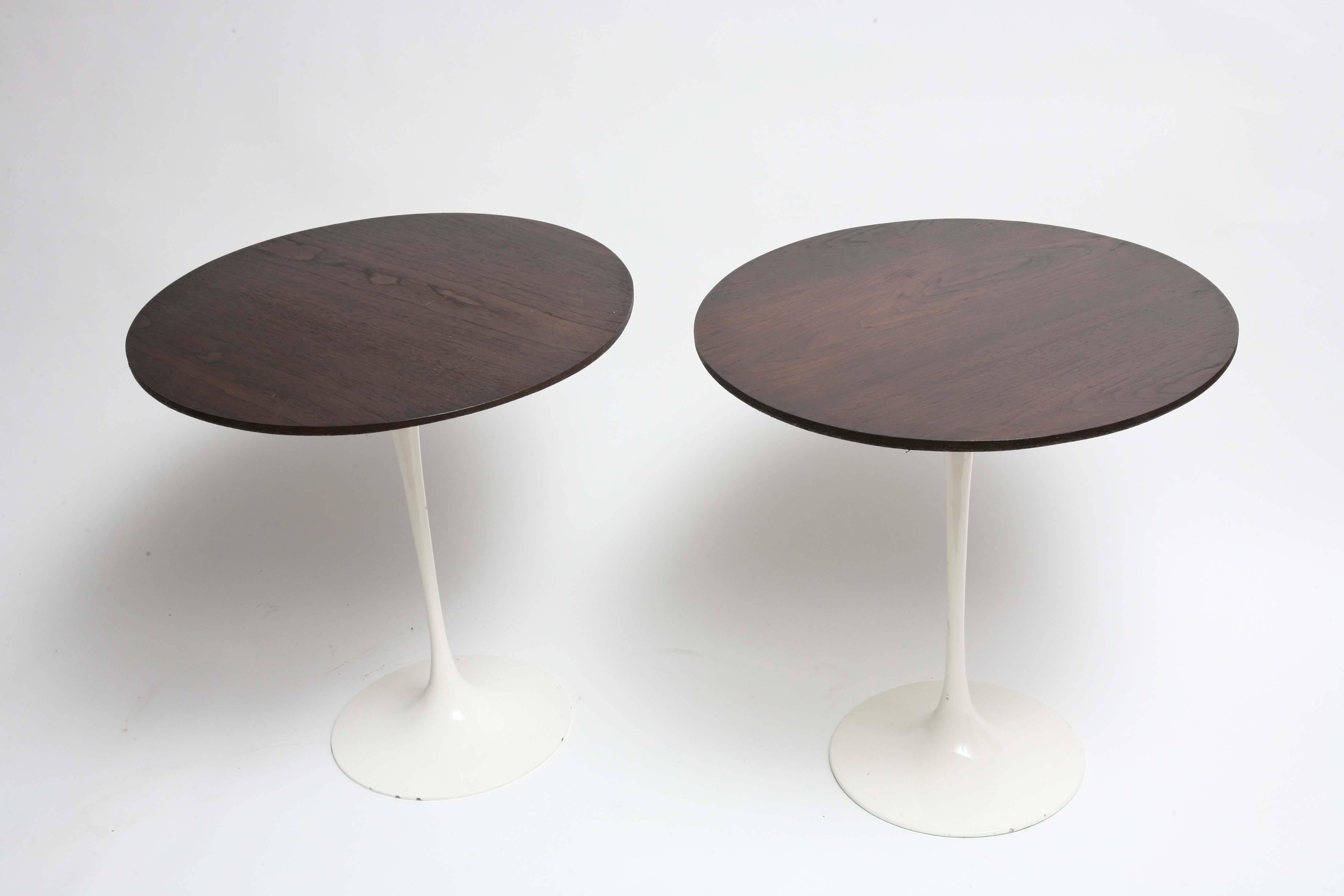 American Pair of Mid-Century Modern Knoll Saarinen Tulip Dark Walnut Side / End Tables