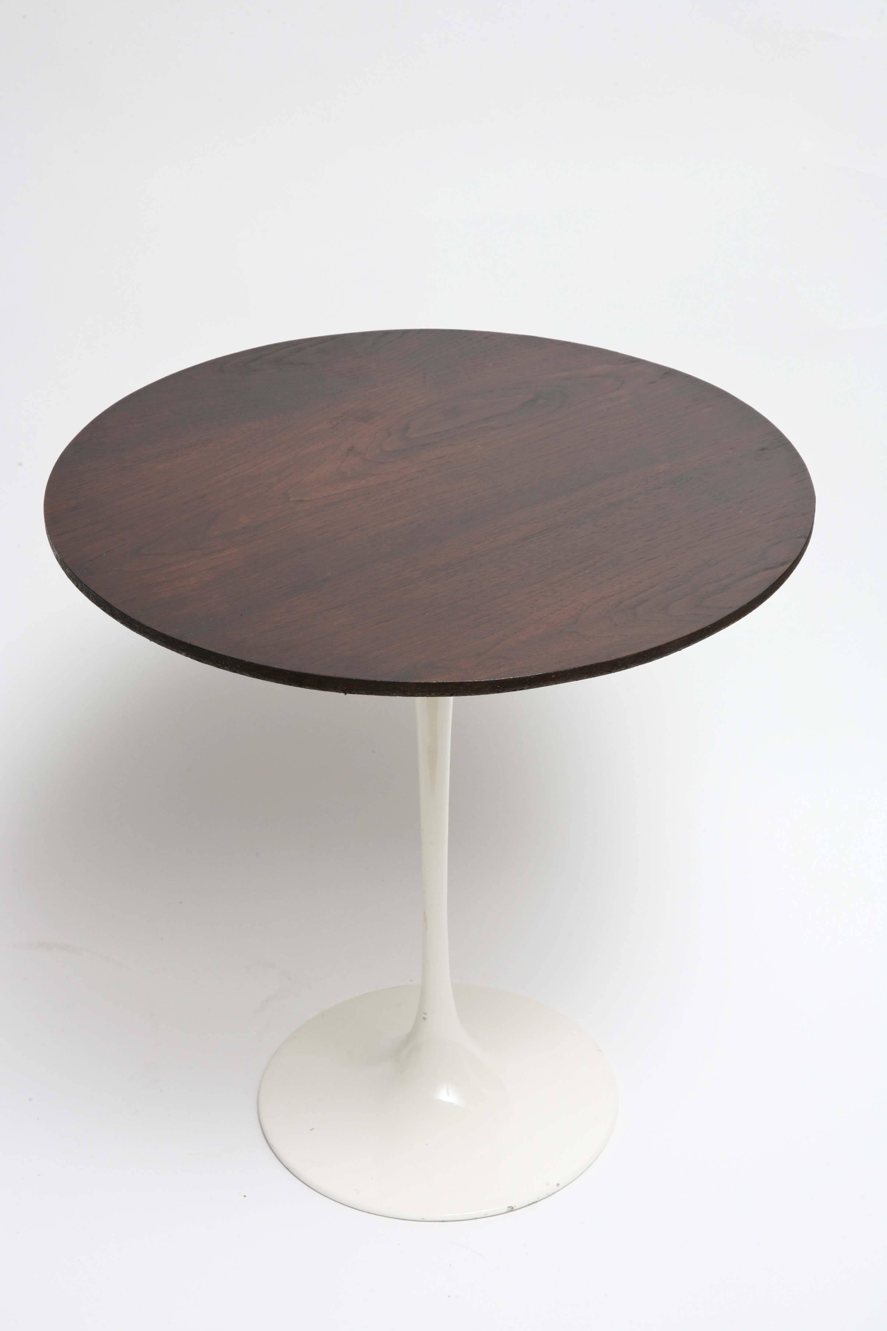 Pair of Mid-Century Modern Knoll Saarinen Tulip Dark Walnut Side / End Tables 2