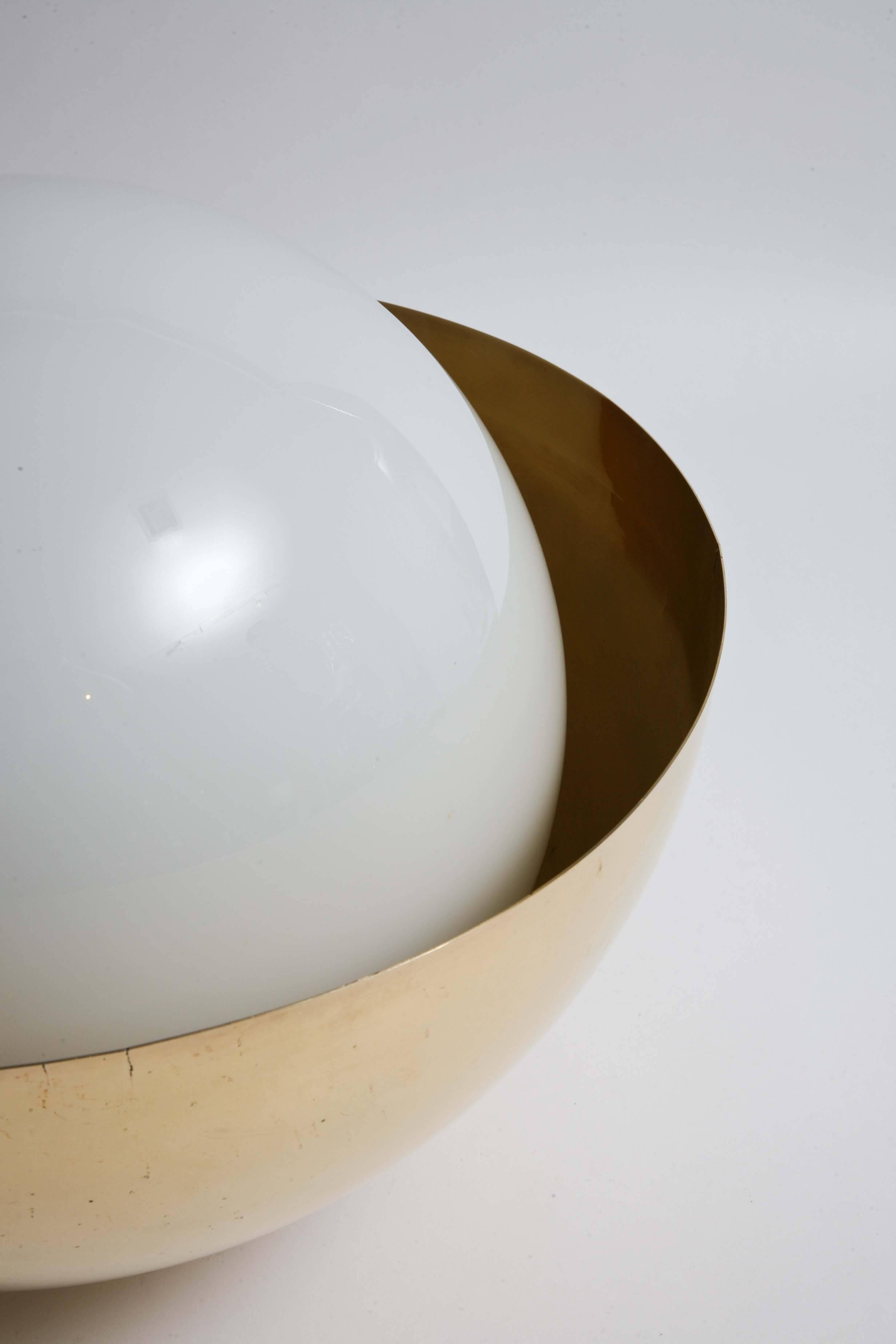 Mid-Century Modern Italian Stilnovo Brass/Glass Globe Table Lamp 3