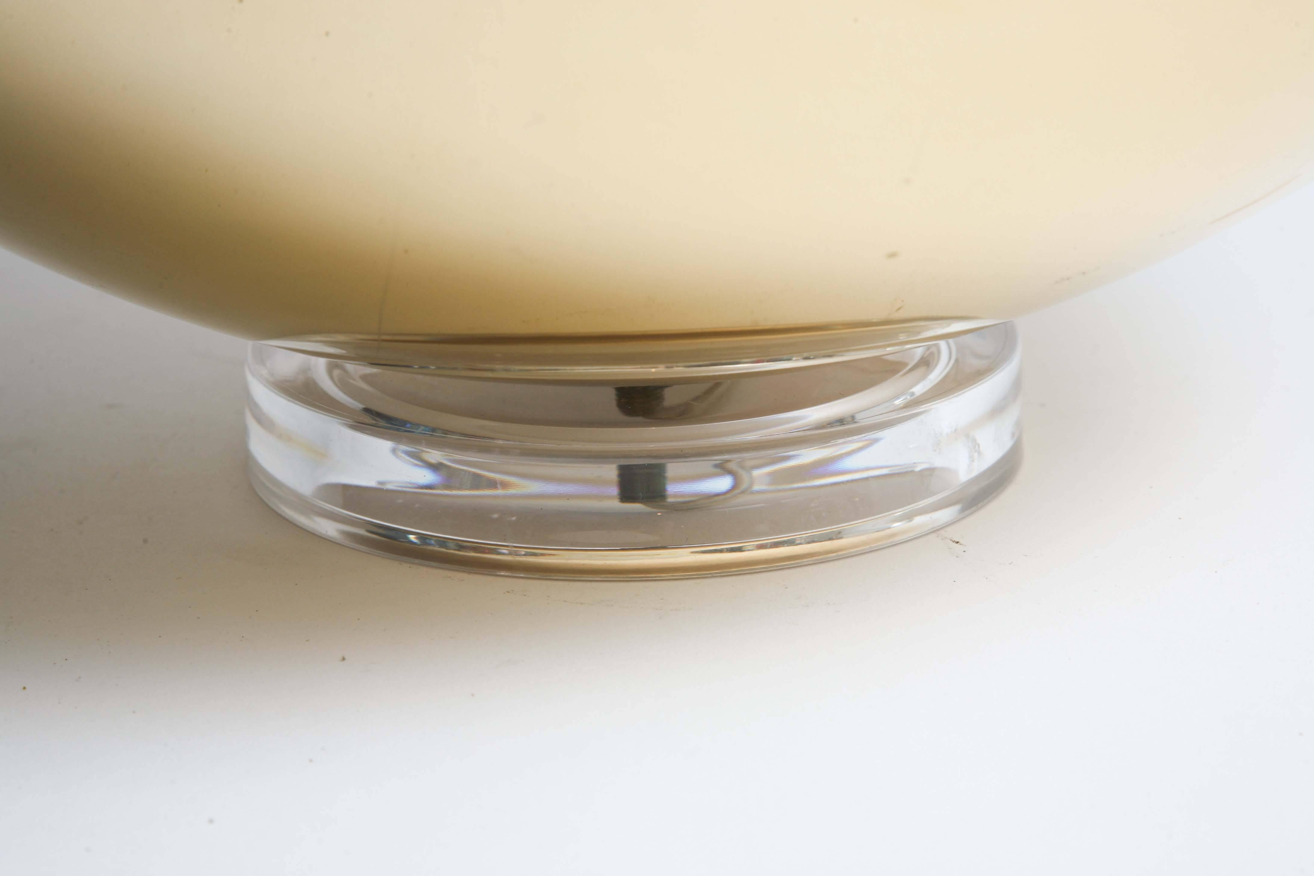 Mid-Century Modern Italian Stilnovo Brass/Glass Globe Table Lamp 4