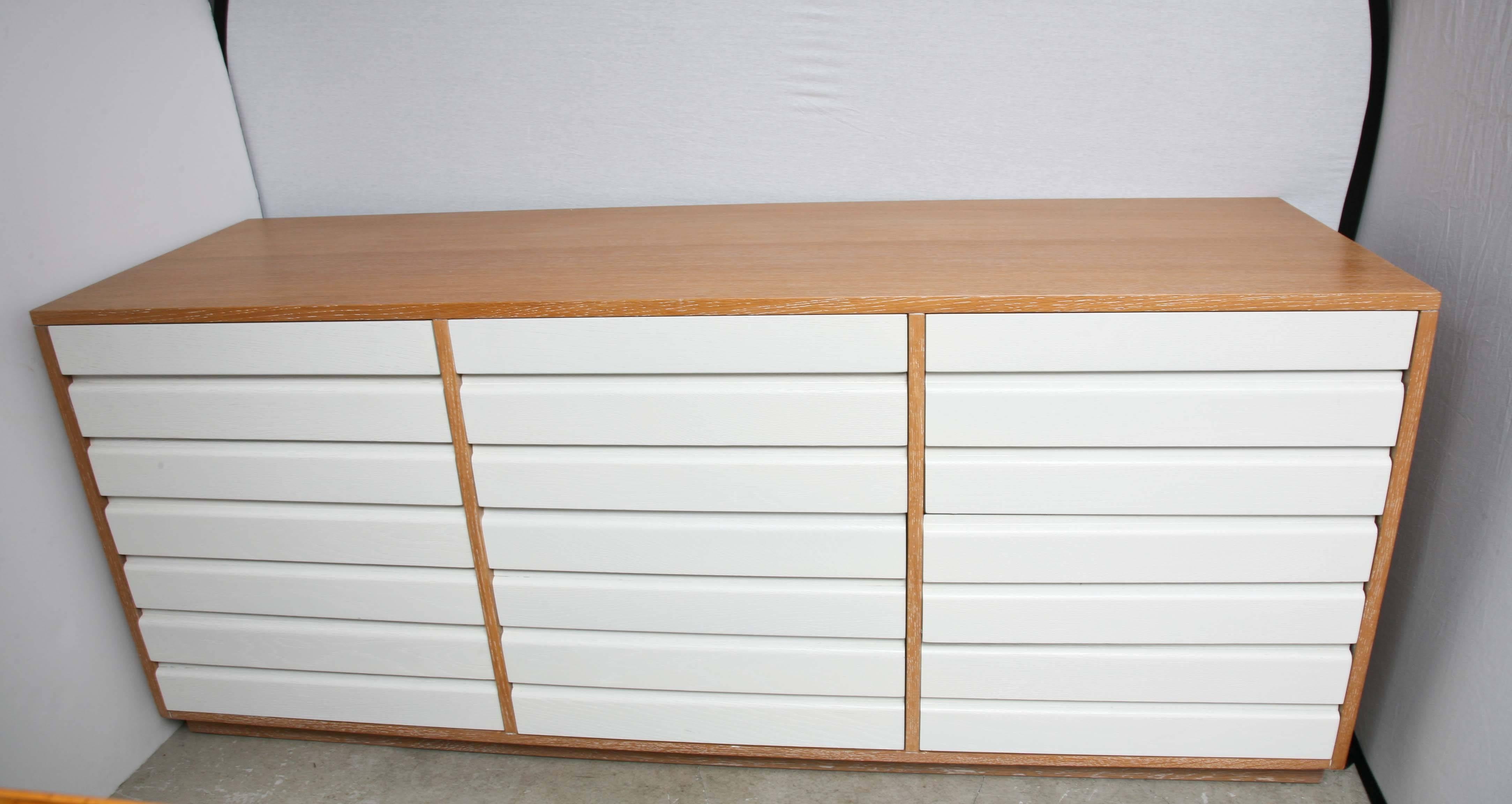 American Mid-Century Modern Cerused Limed Oak and White Minimalist Dresser by Sligh For Sale