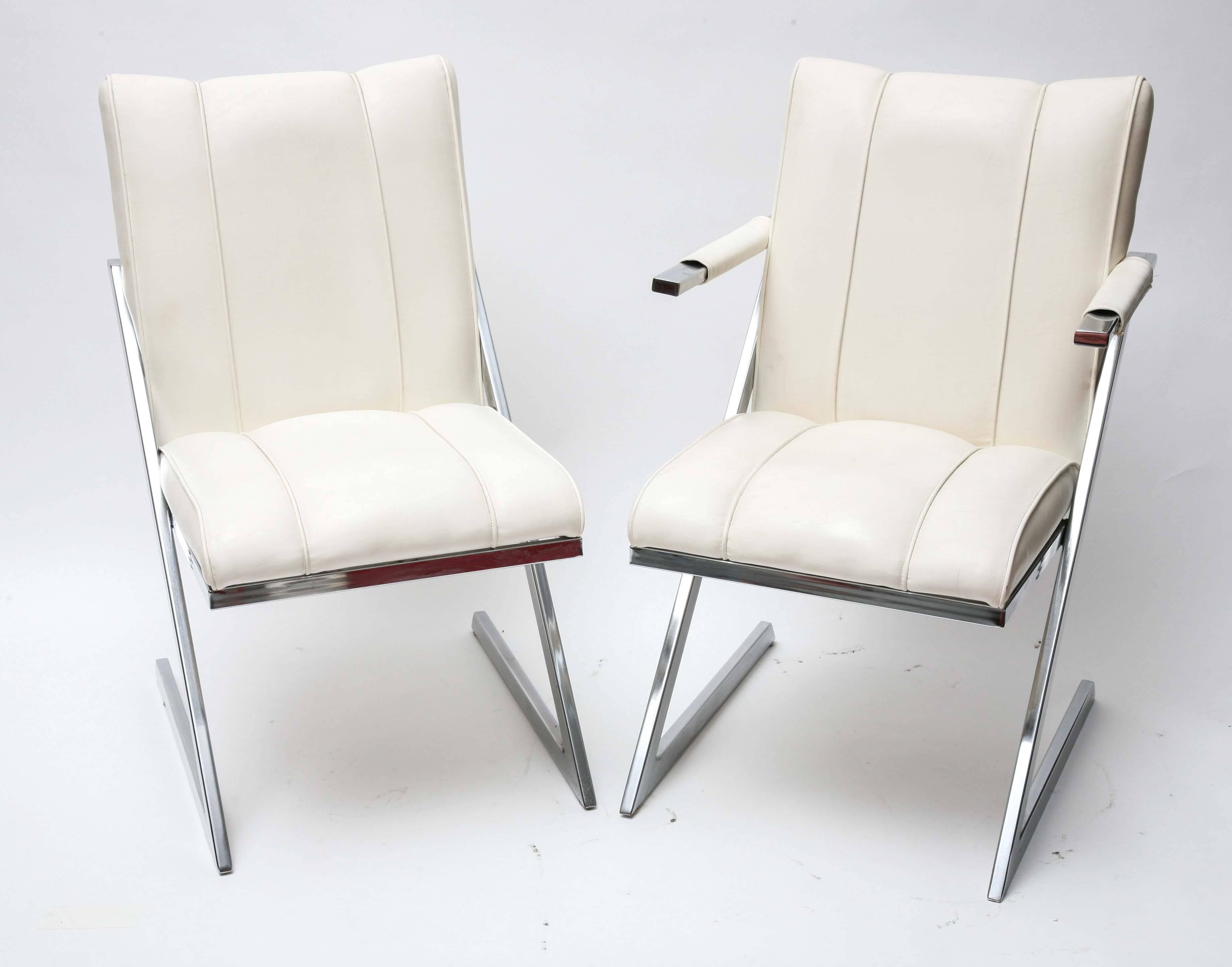 Wonderful Z collection by Milo Baughman for DIA in chrome and leatherette.