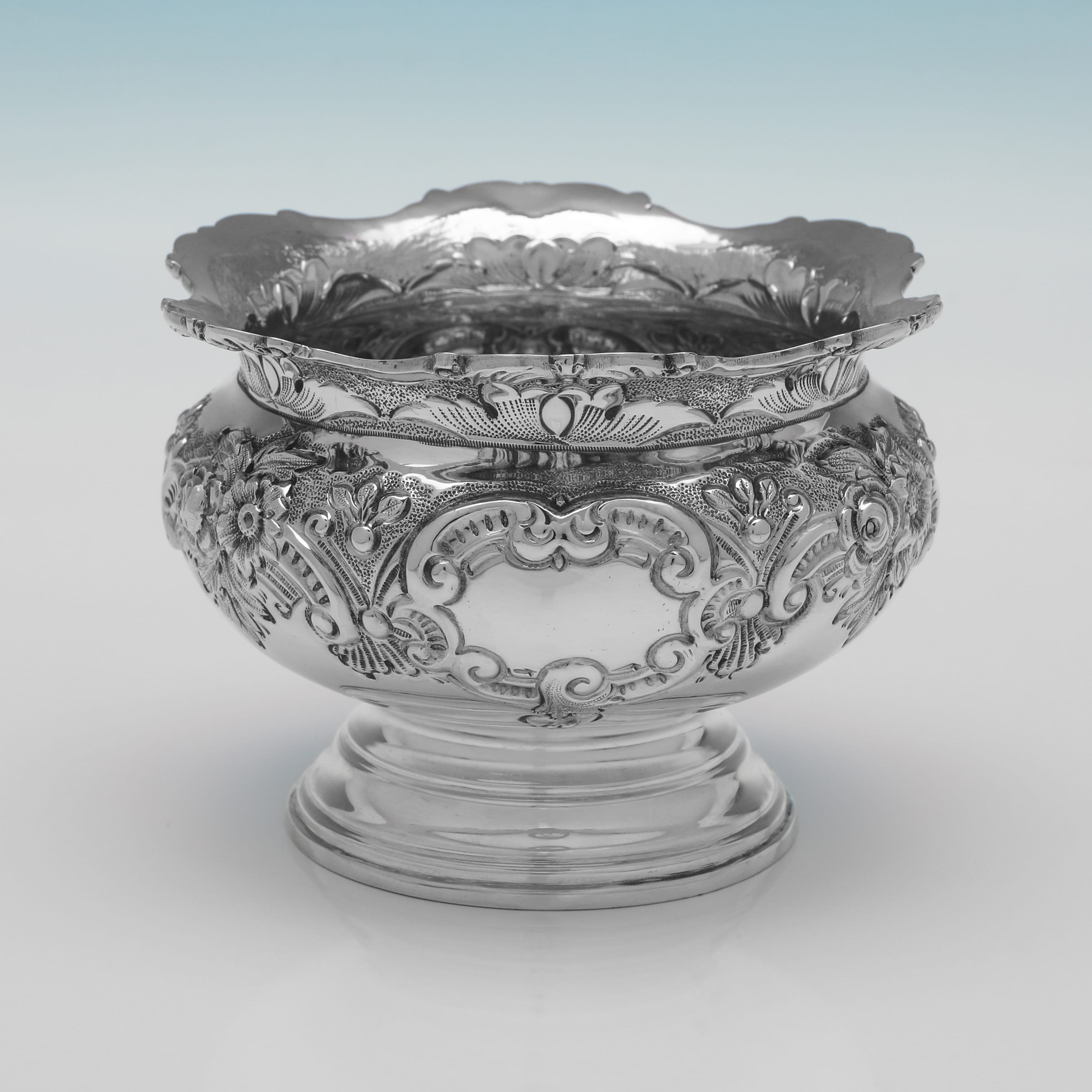 Ciotola vittoriana in argento sterling realizzata a Chester nel 1900